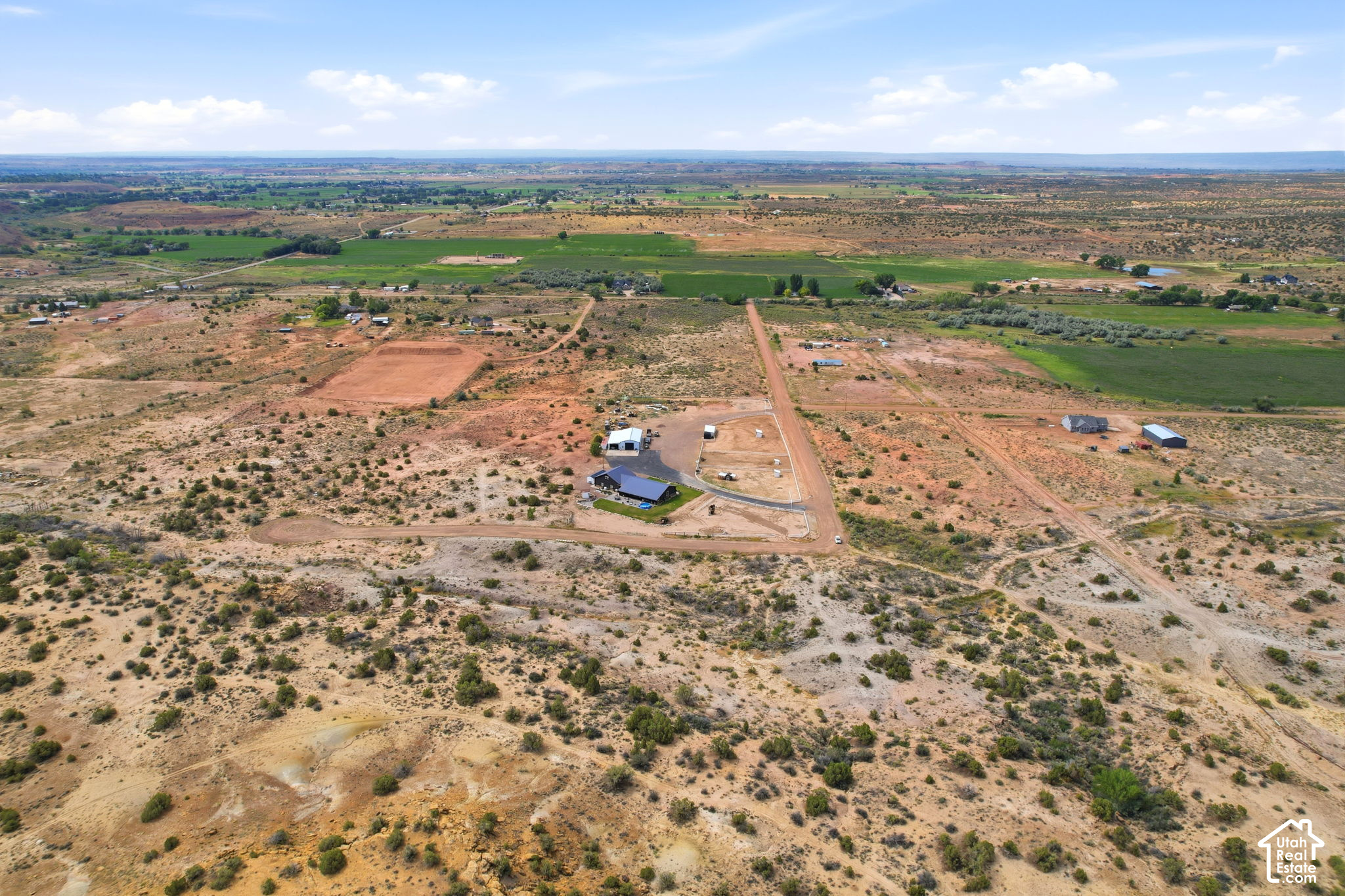 main property photo 6