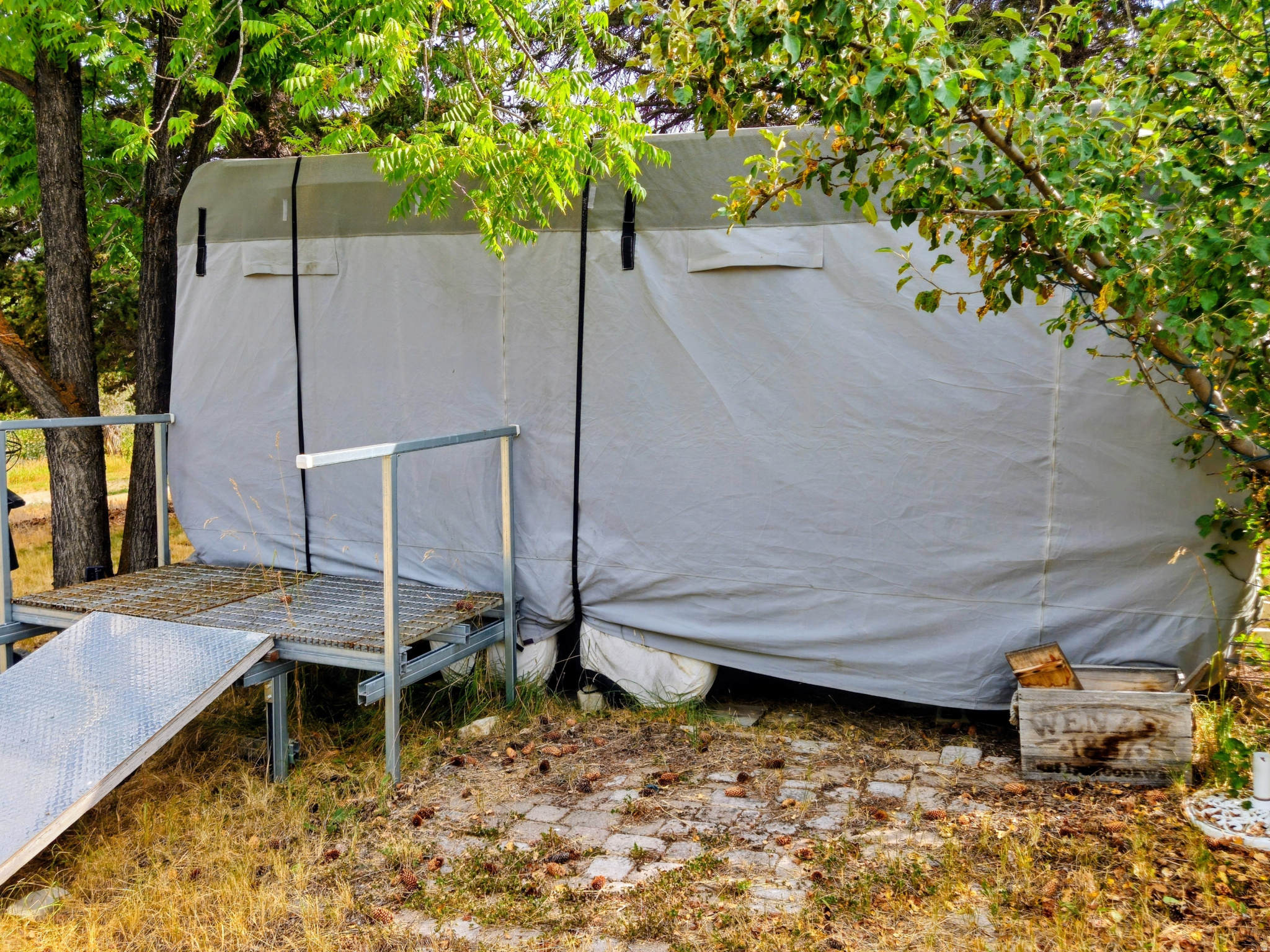main property photo 16