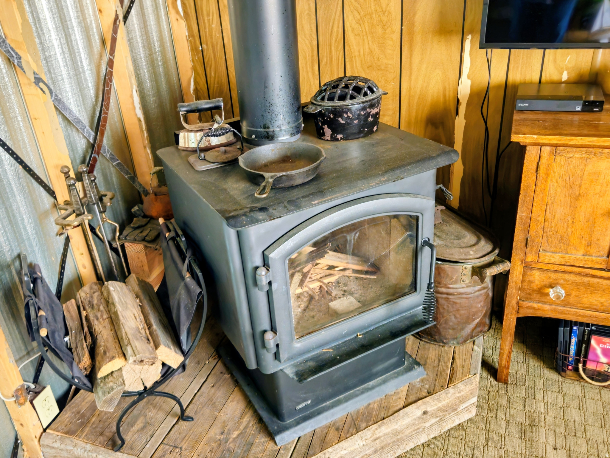 main property photo 9