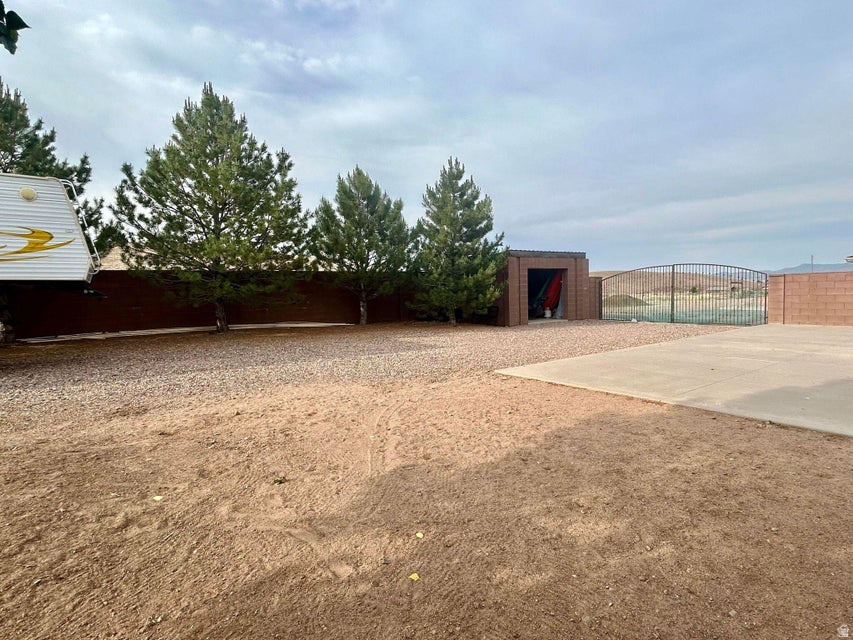 main property photo 59