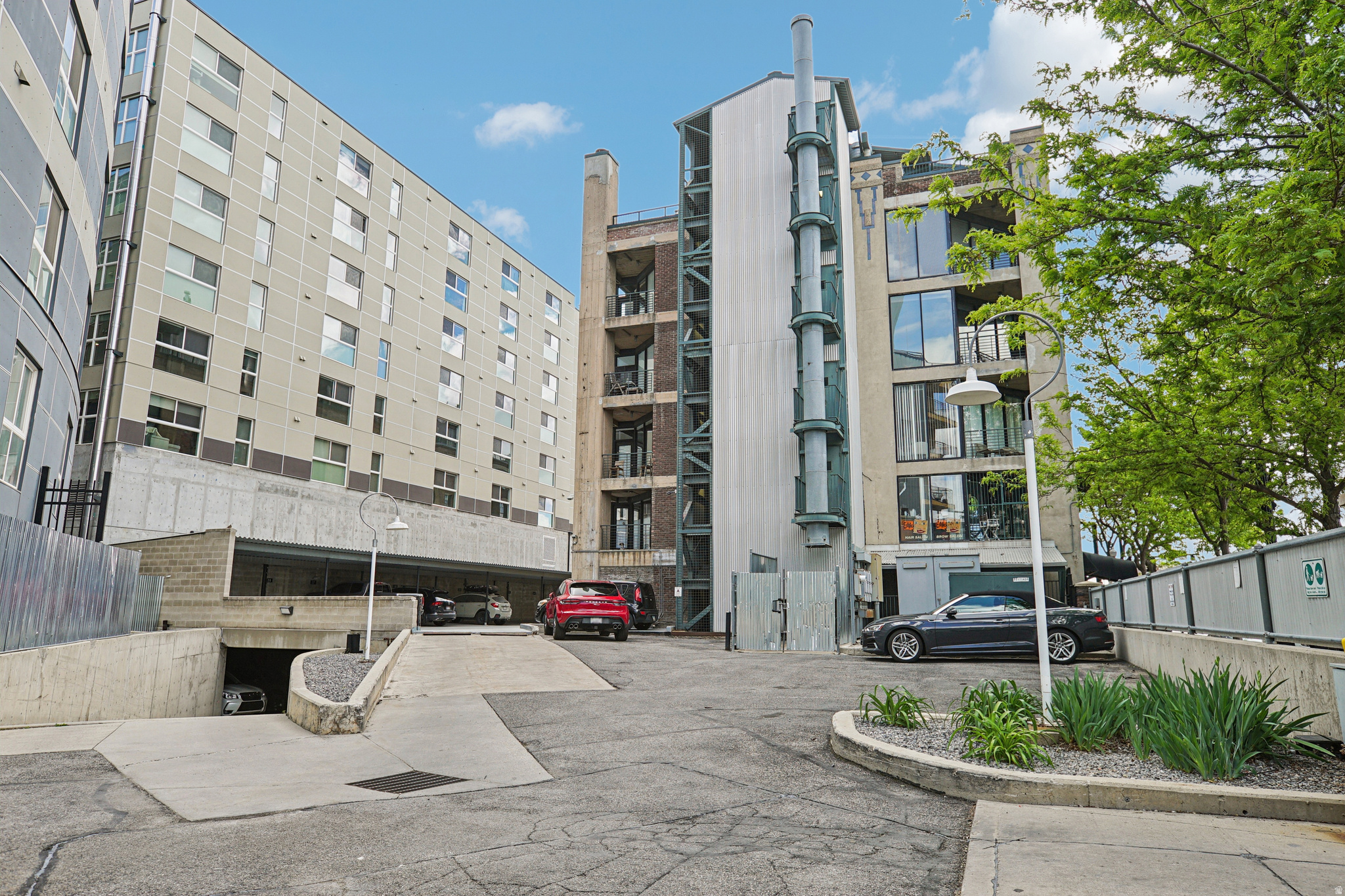main property photo 23
