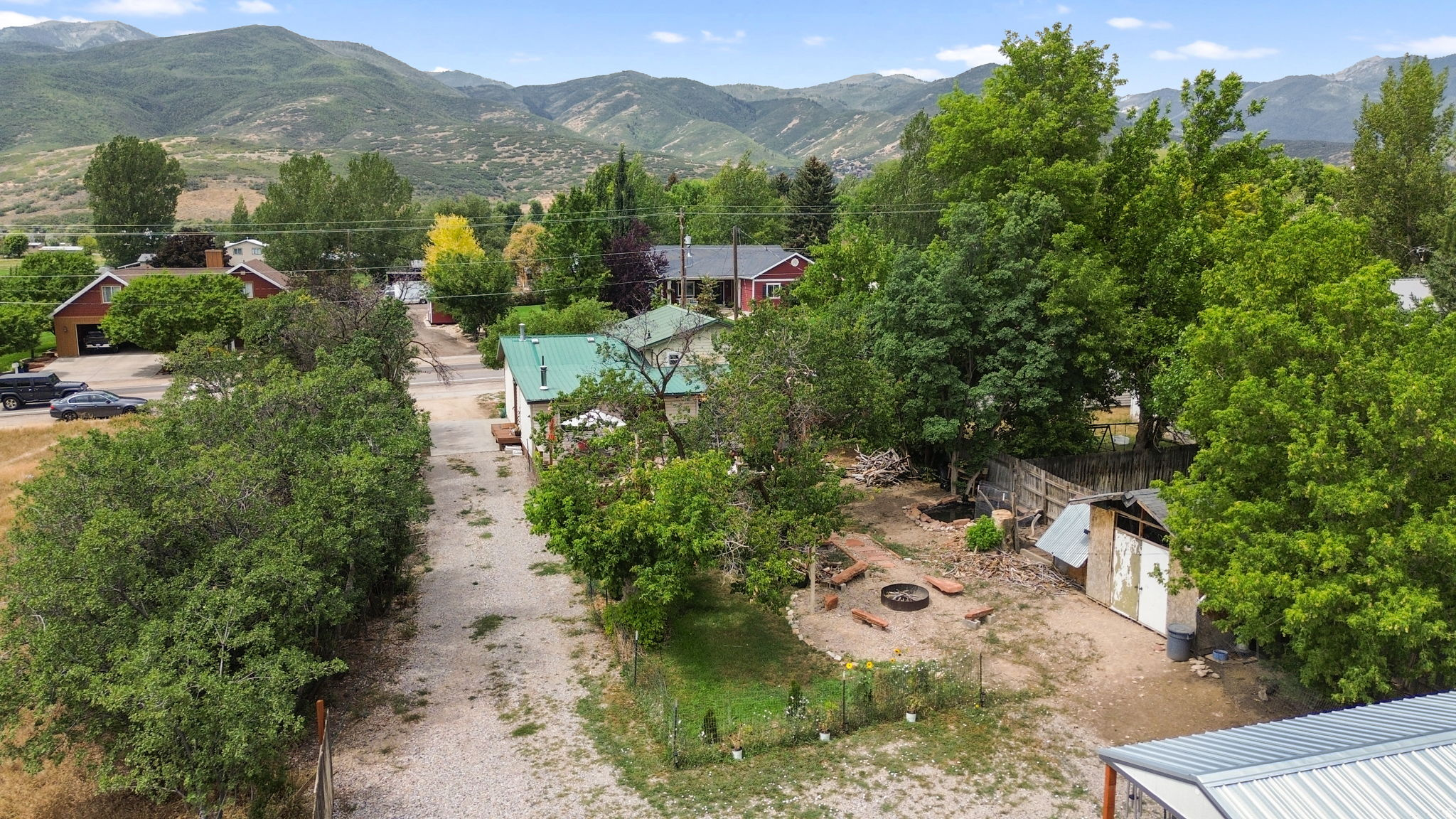 main property photo 32