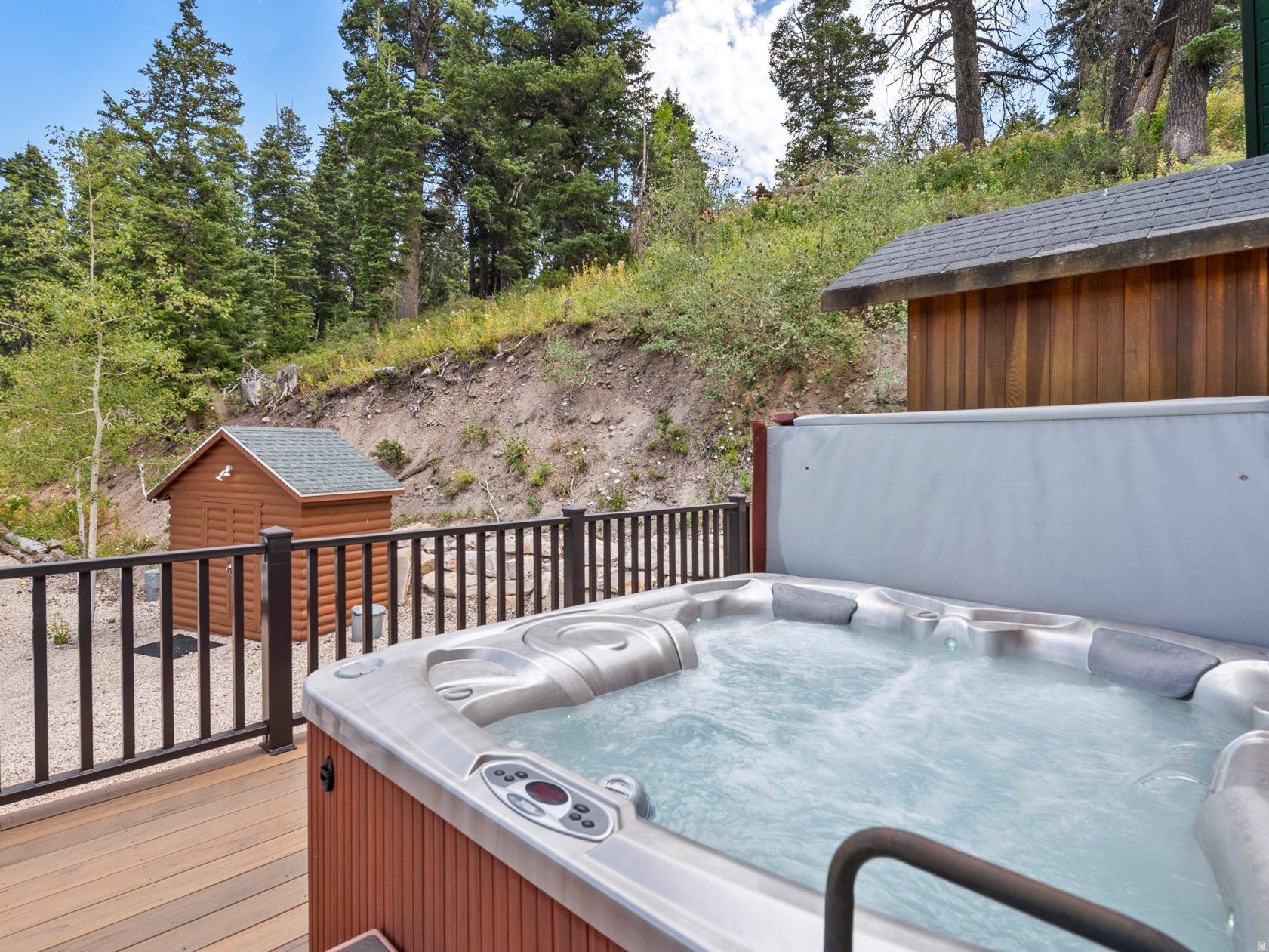 main property photo 26