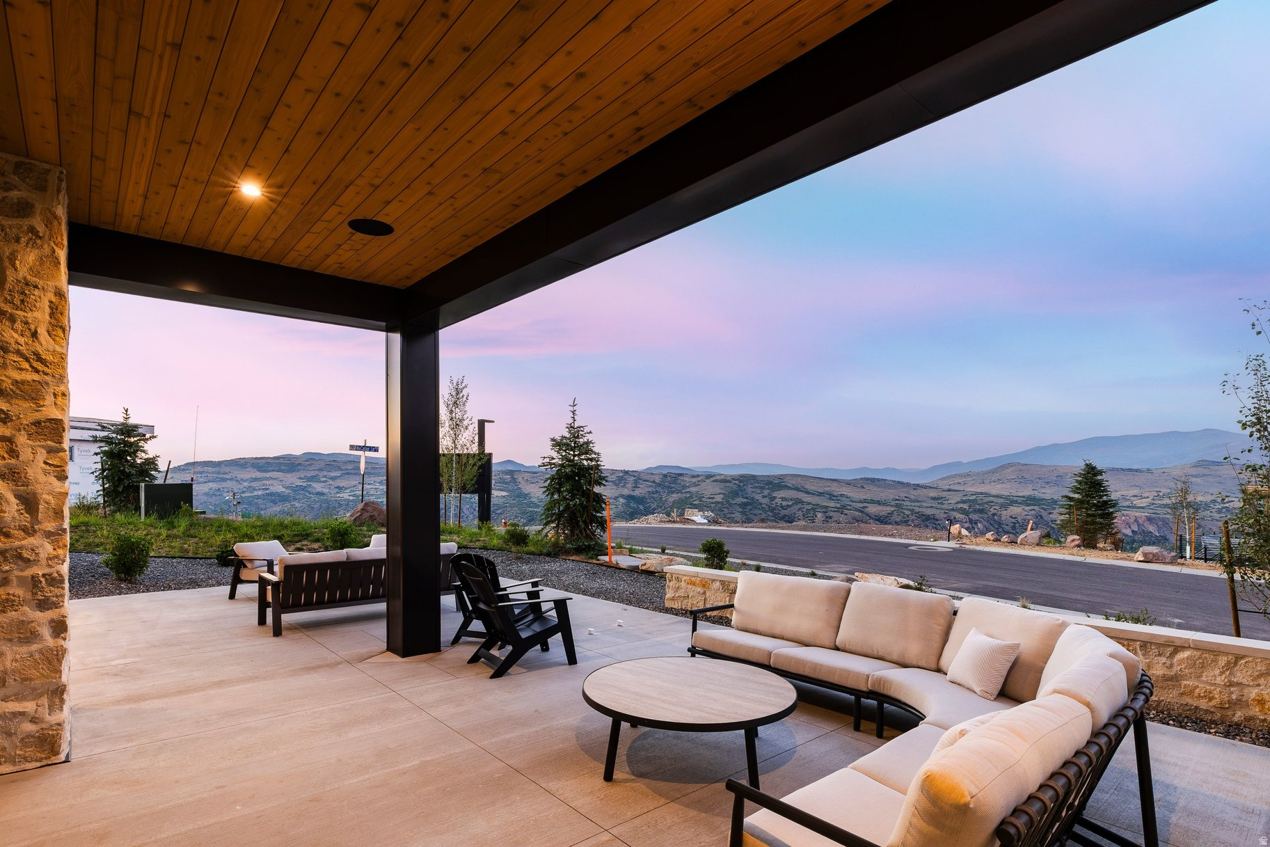 main property photo 44