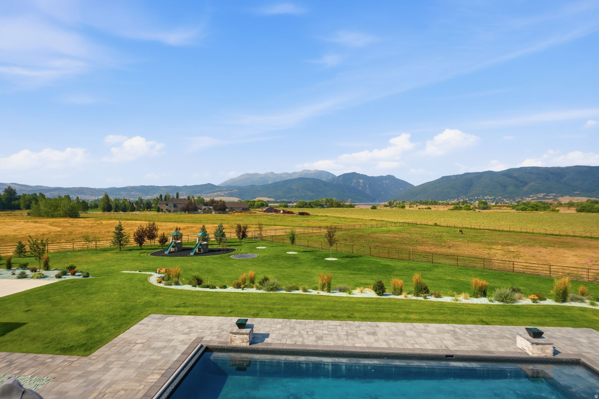main property photo 141