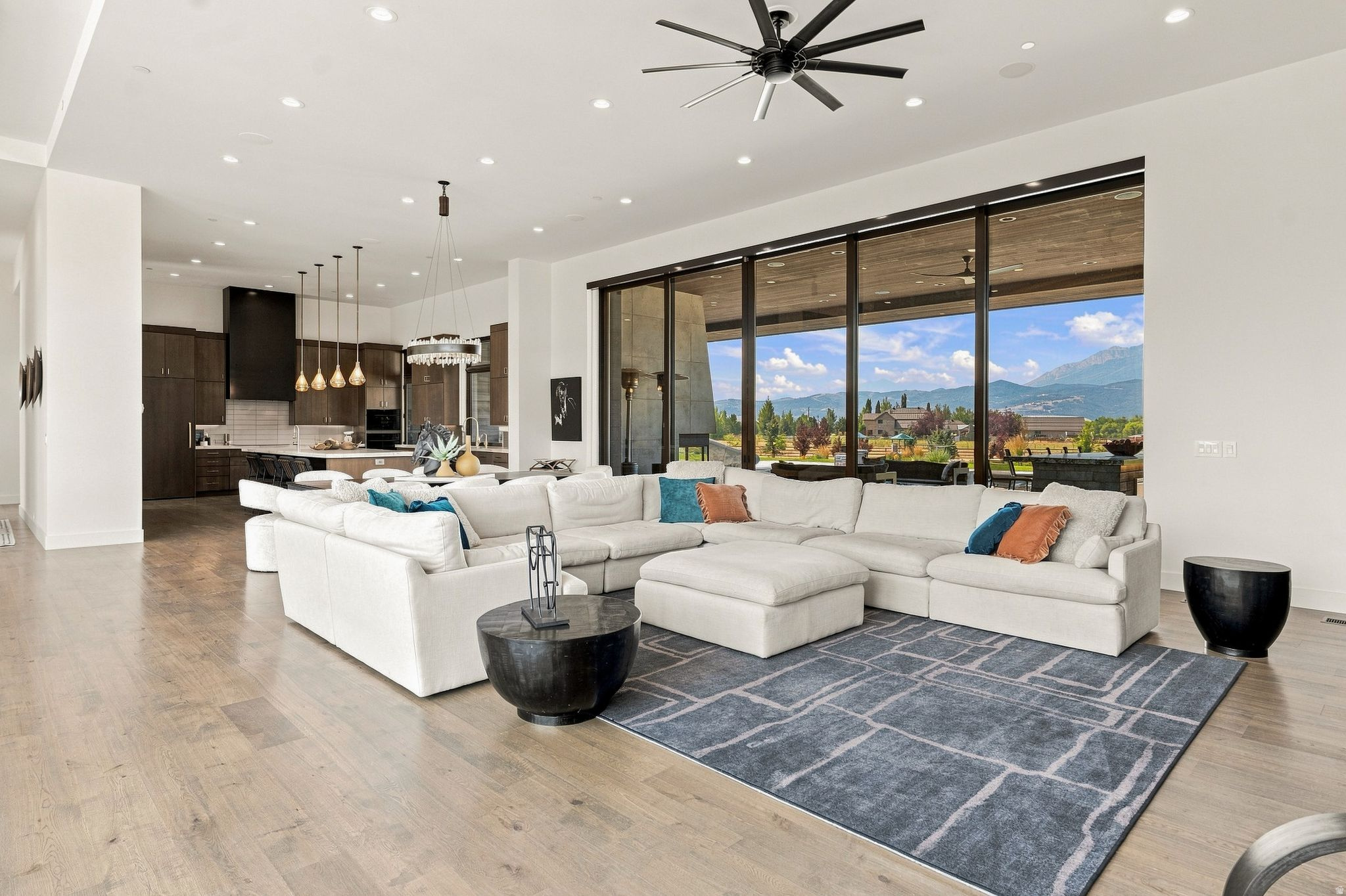 main property photo 166