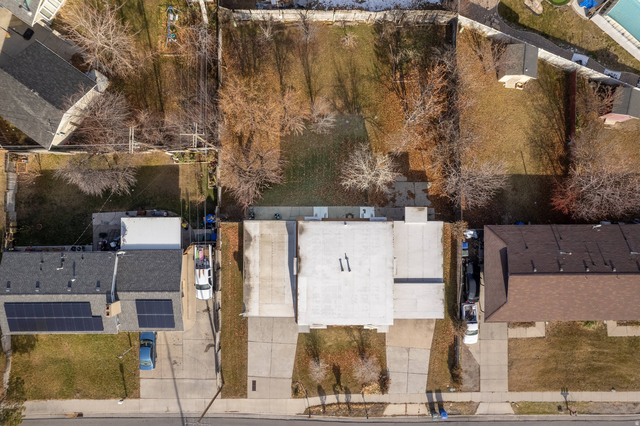 main property photo 29