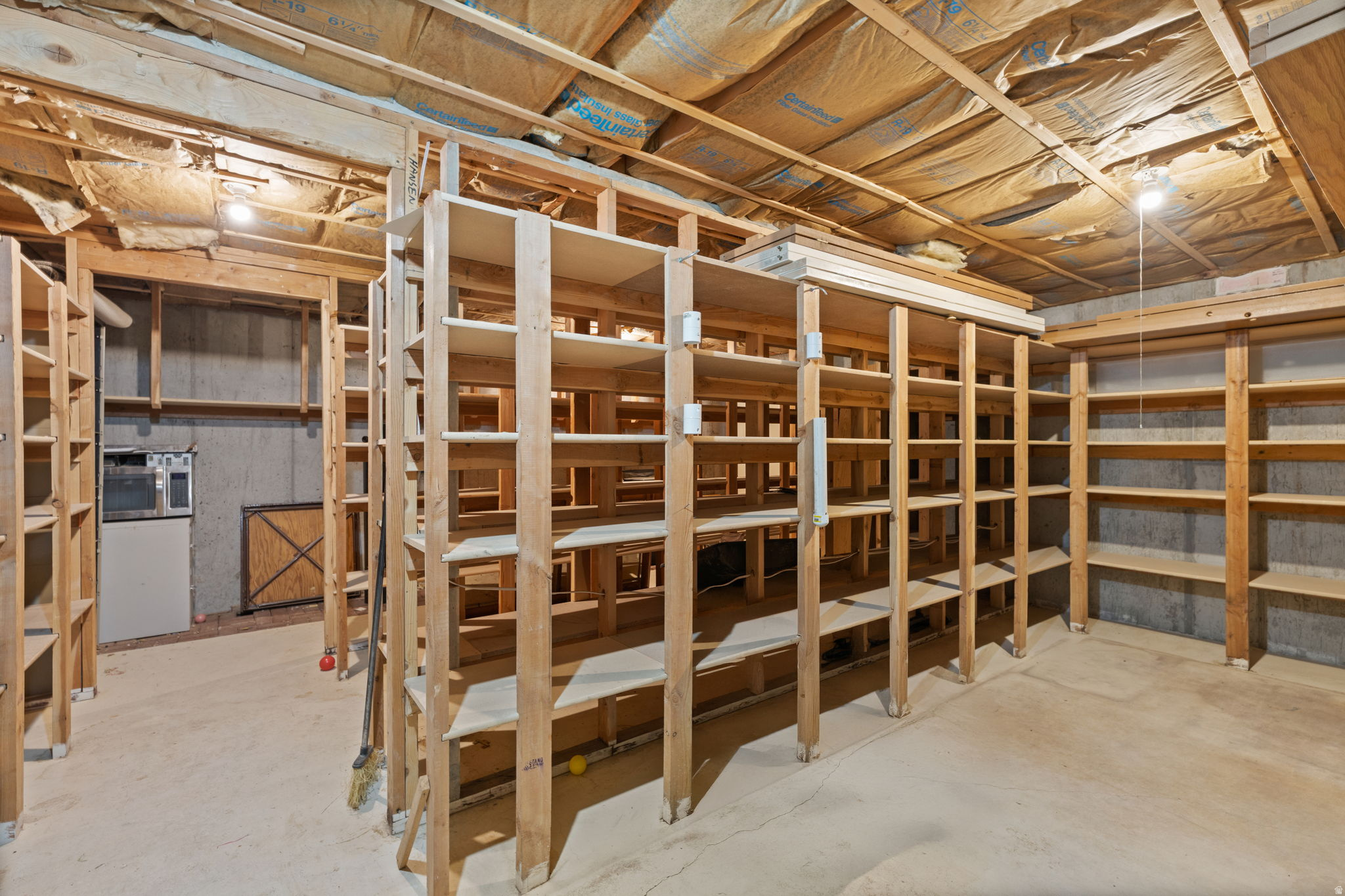 main property photo 48