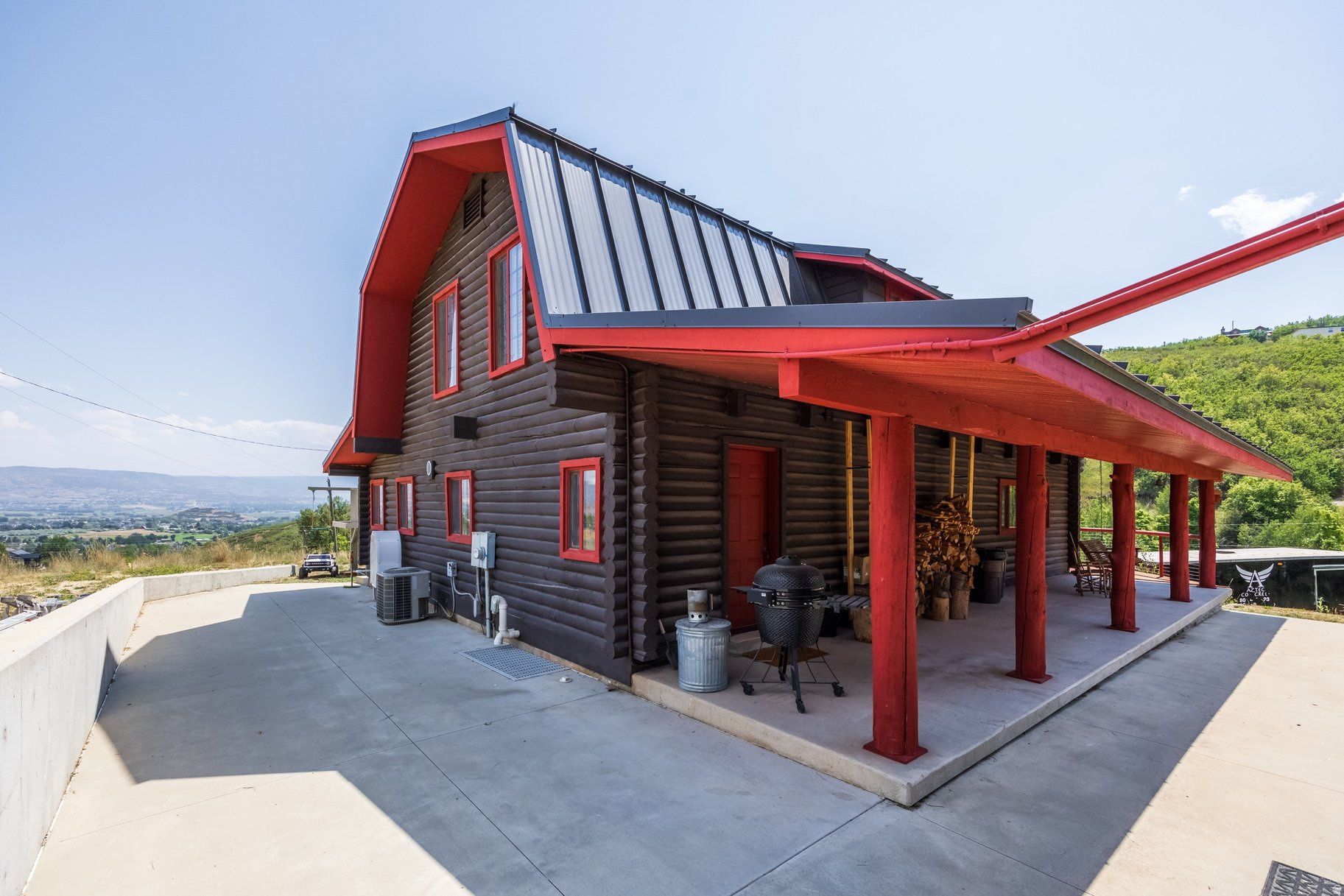 main property photo 38