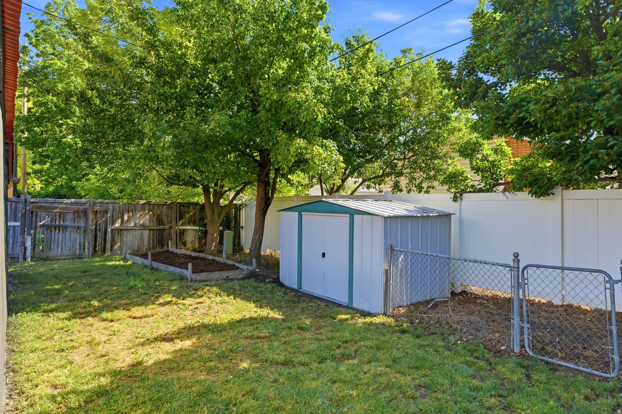 main property photo 53
