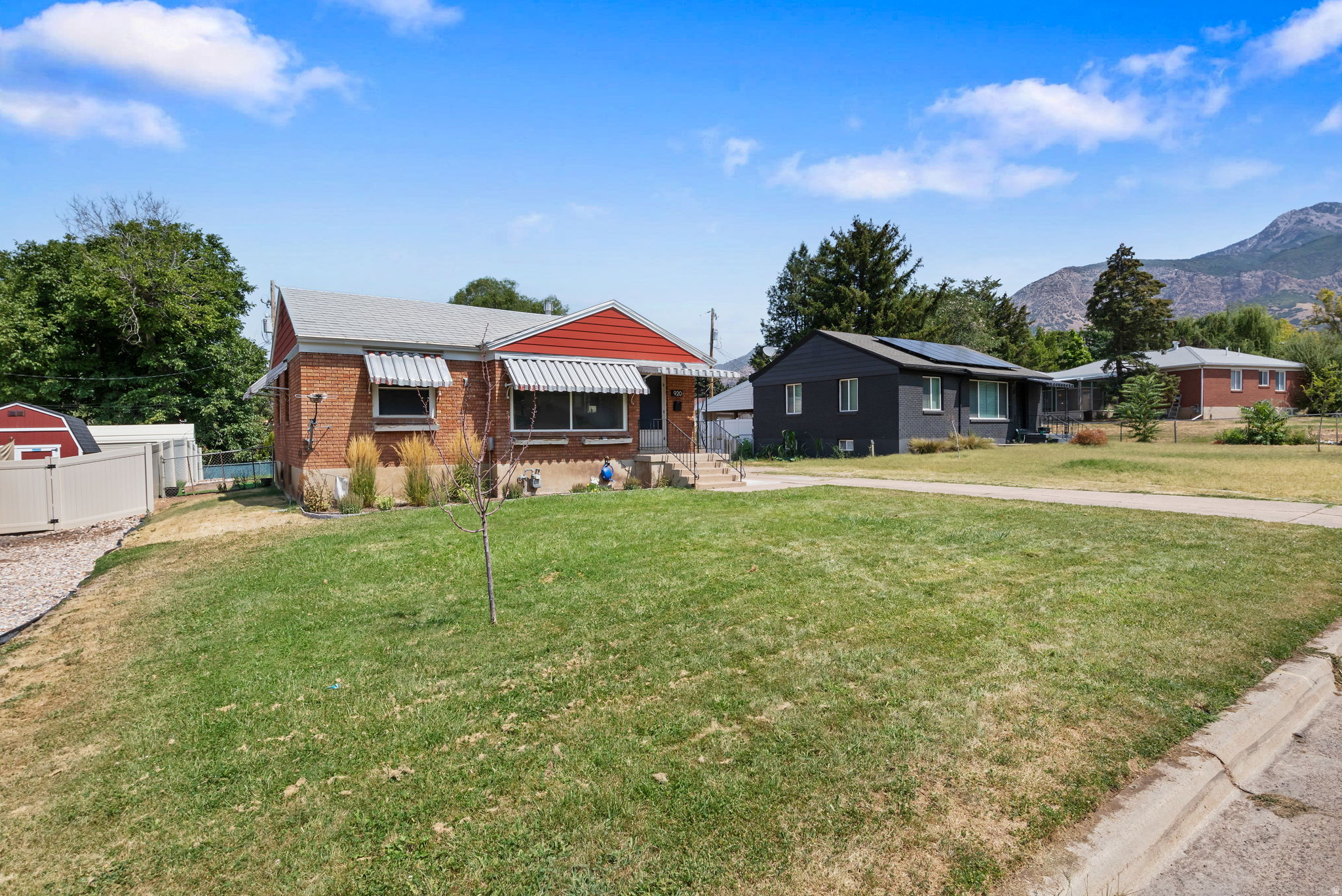 main property photo 20