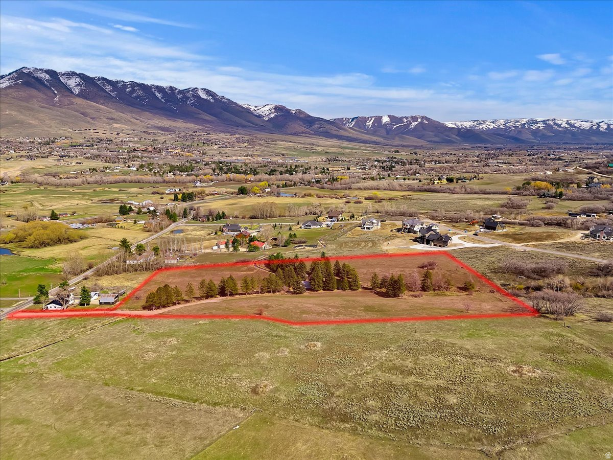 main property photo 11