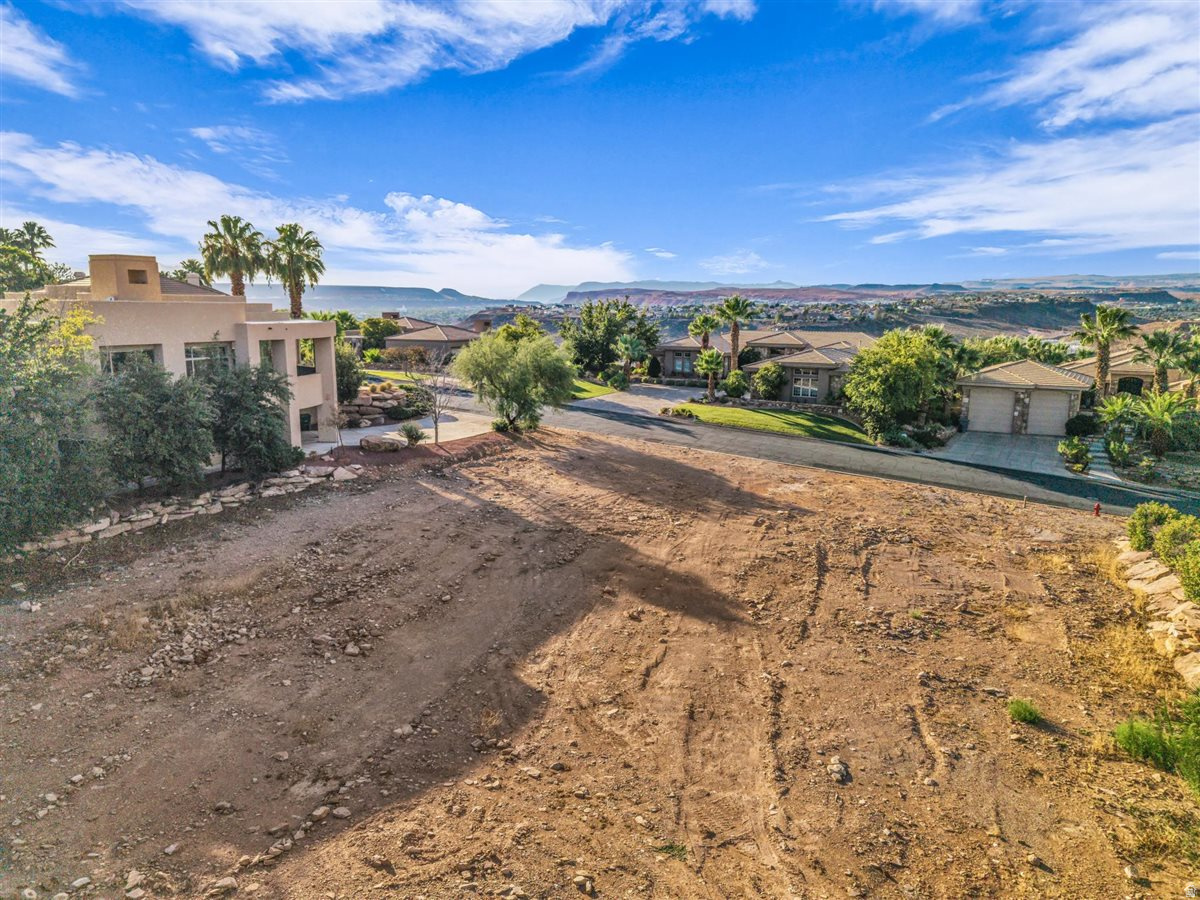 main property photo 5