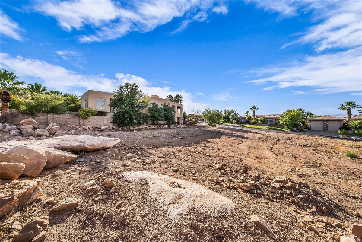 main property photo 7