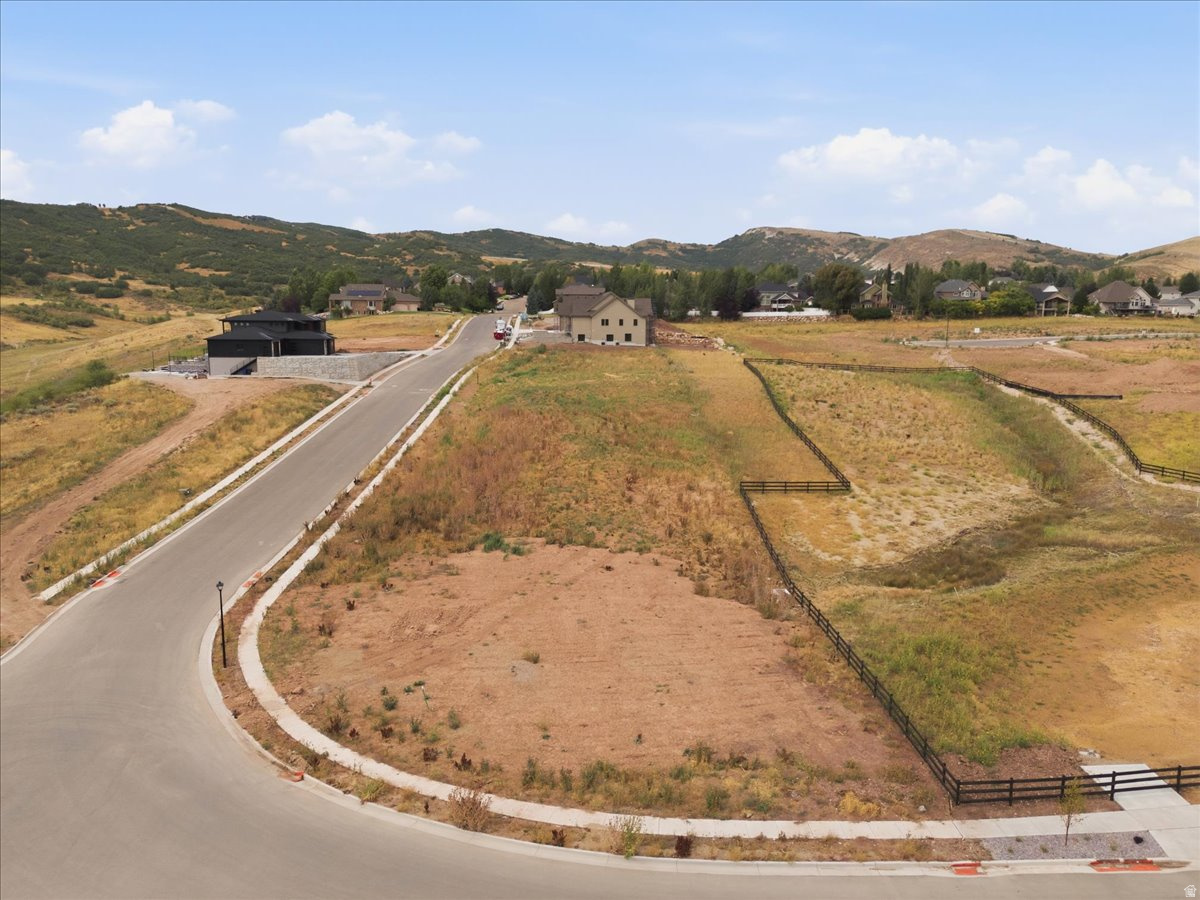 main property photo 18