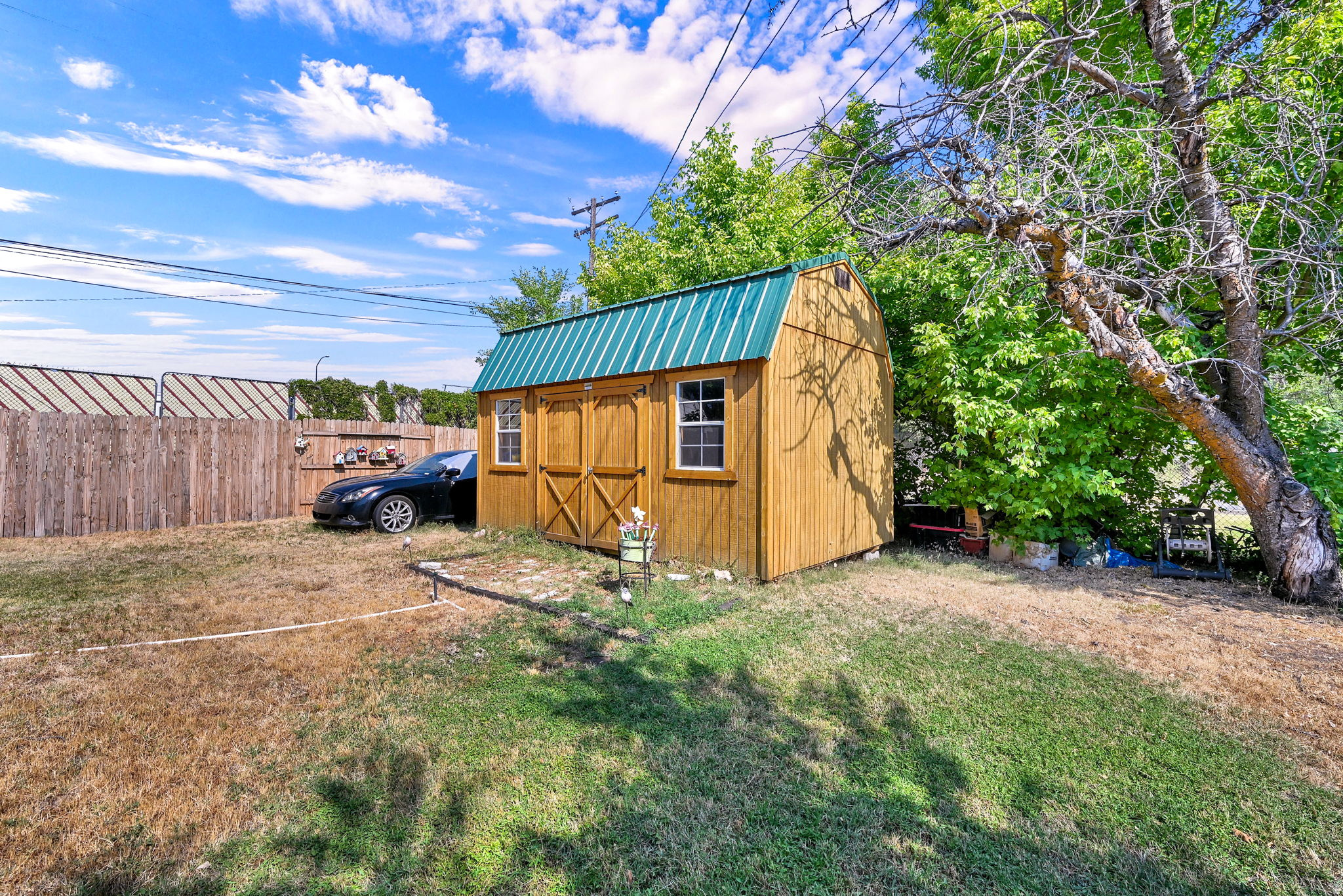 main property photo 24
