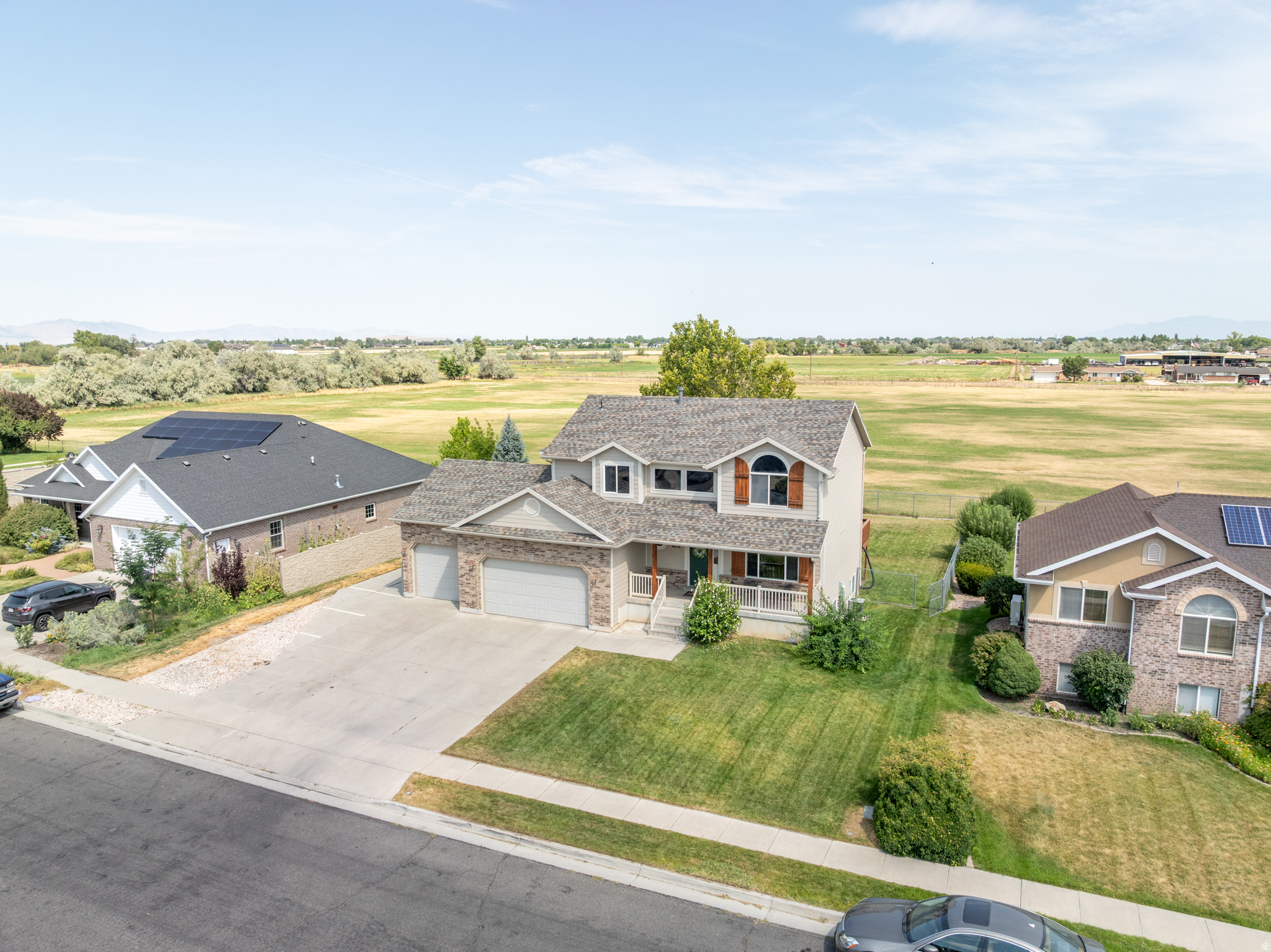 main property photo 44