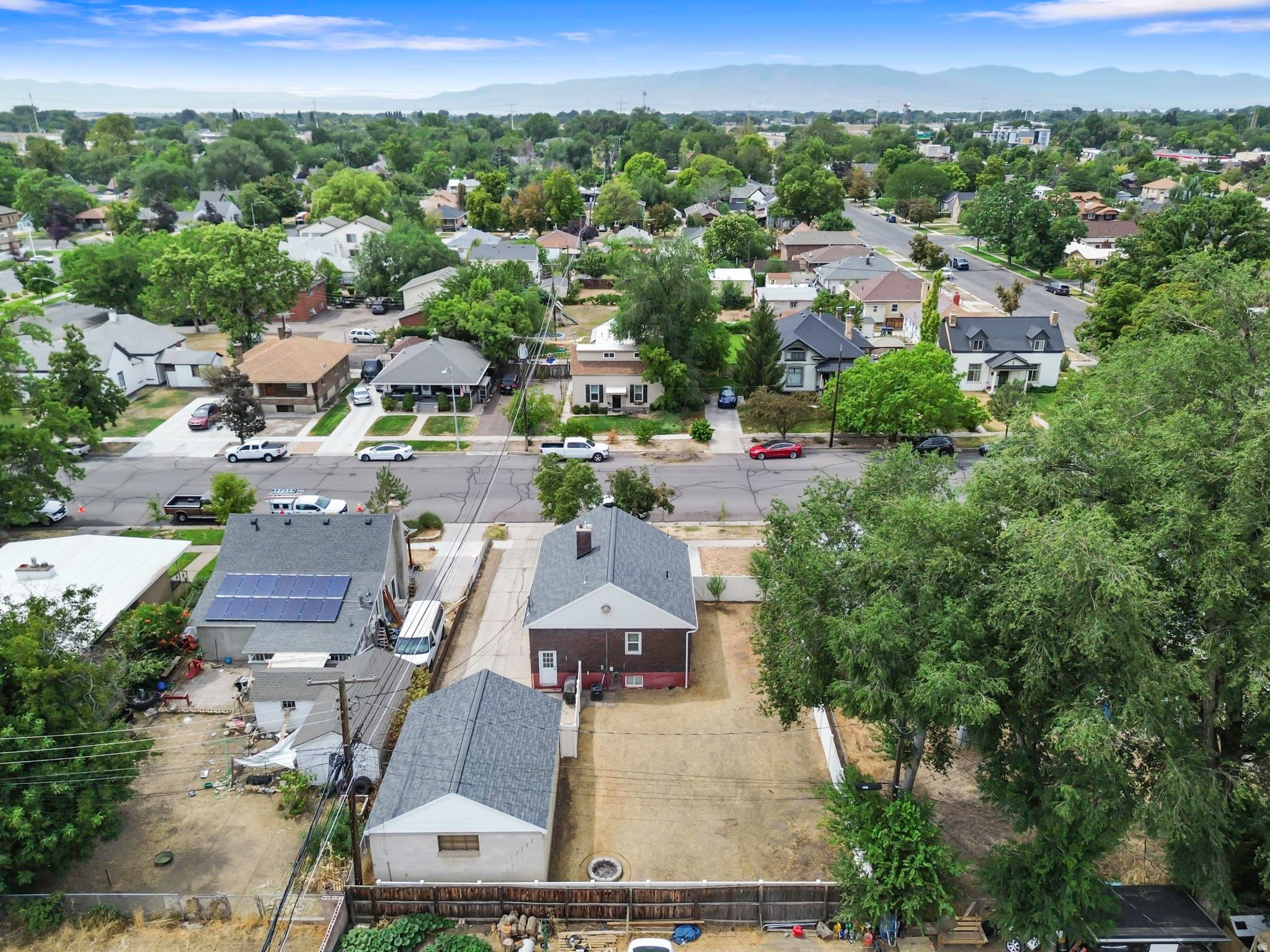 main property photo 34
