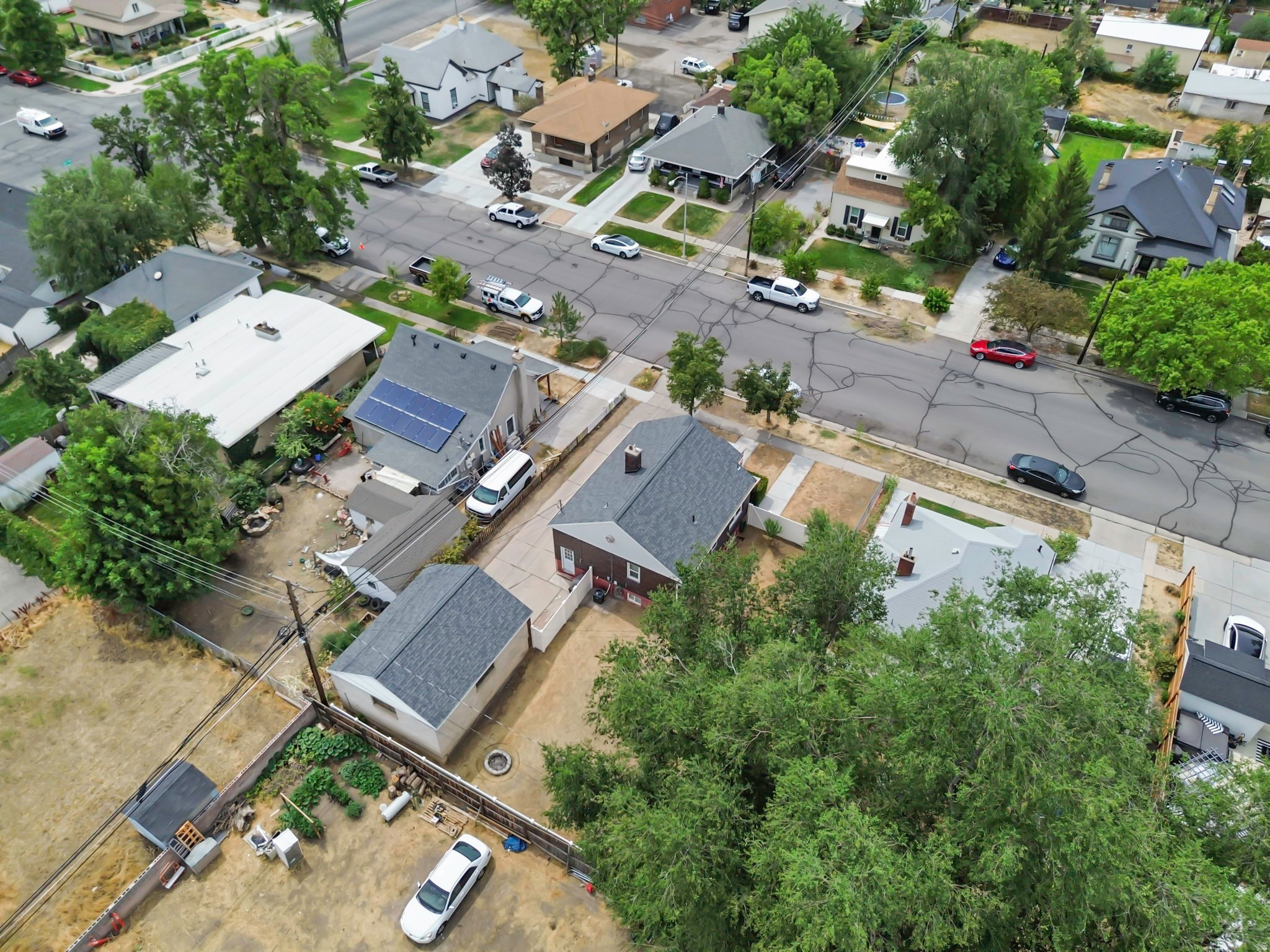 main property photo 36