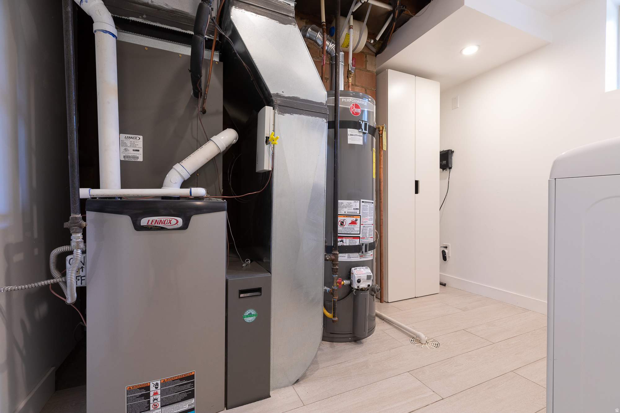 main property photo 24