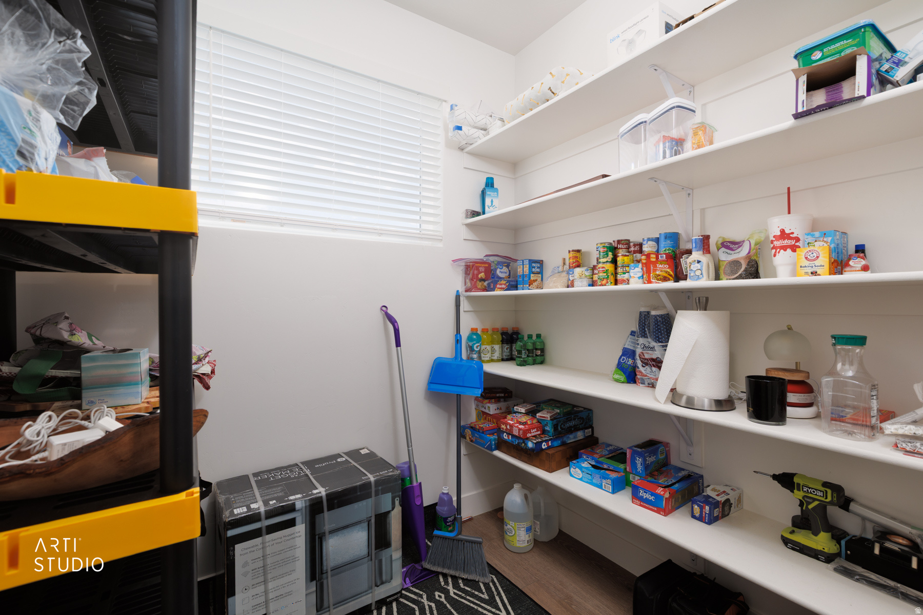main property photo 14