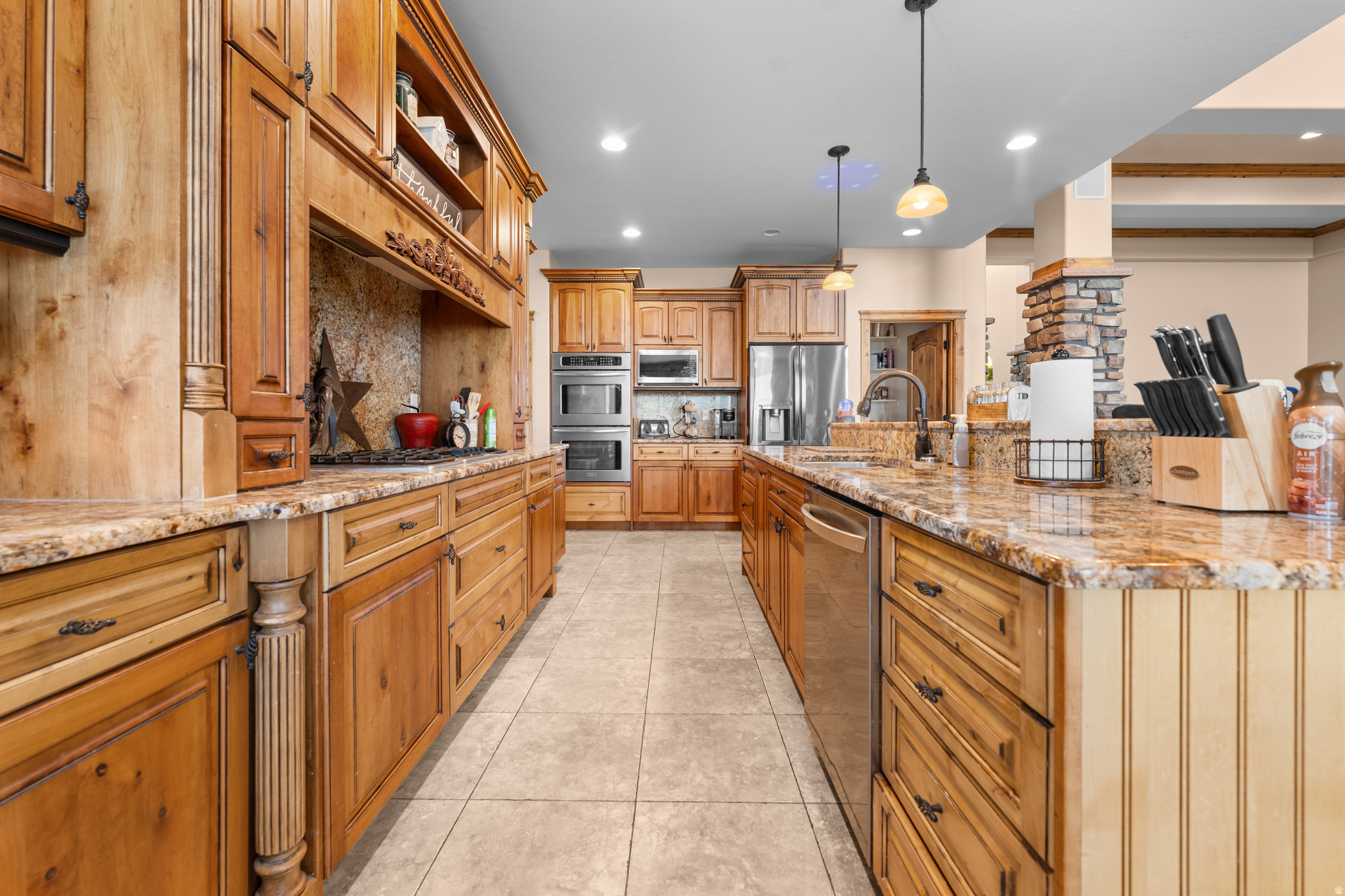 main property photo 15