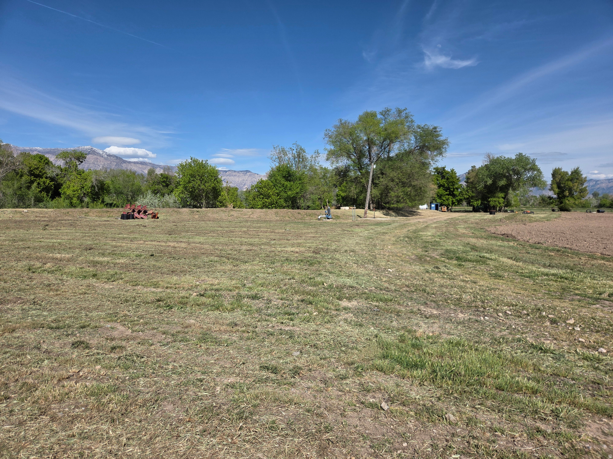 main property photo 13