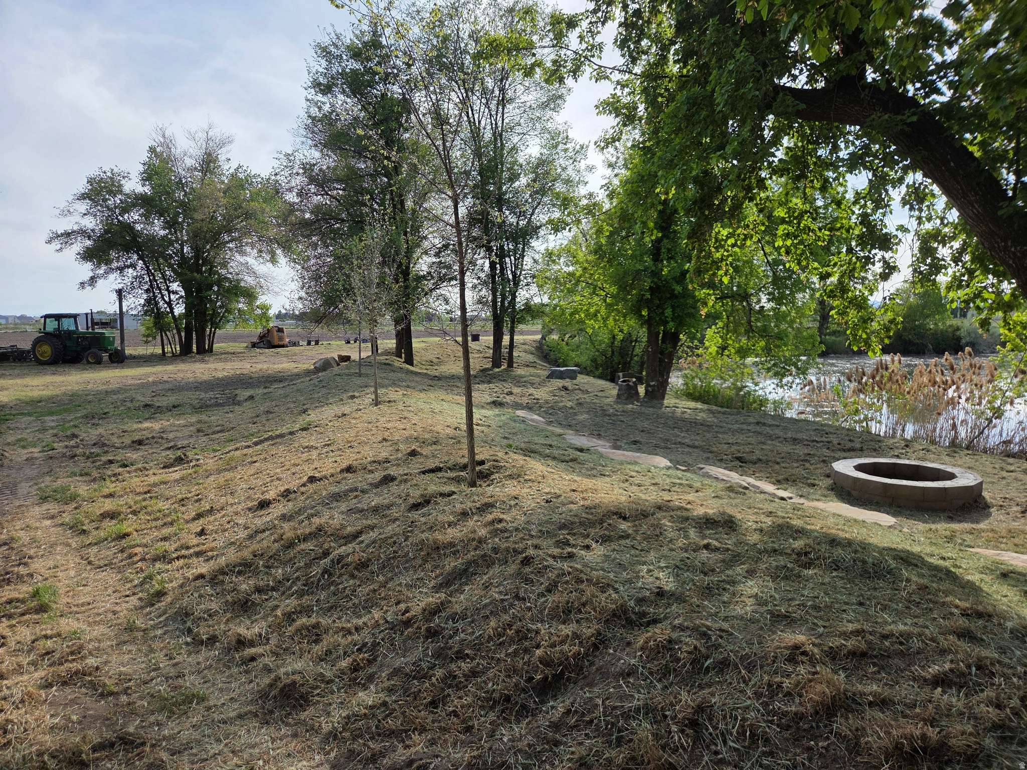 main property photo 18