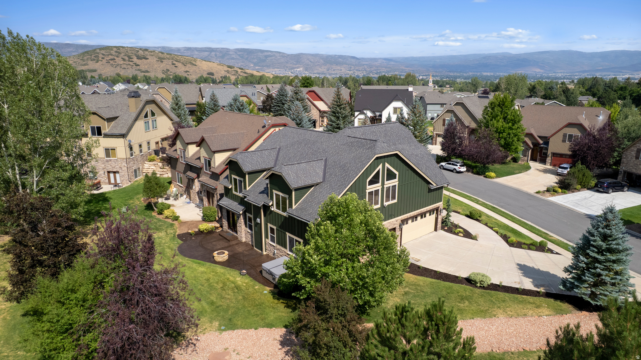 main property photo 14