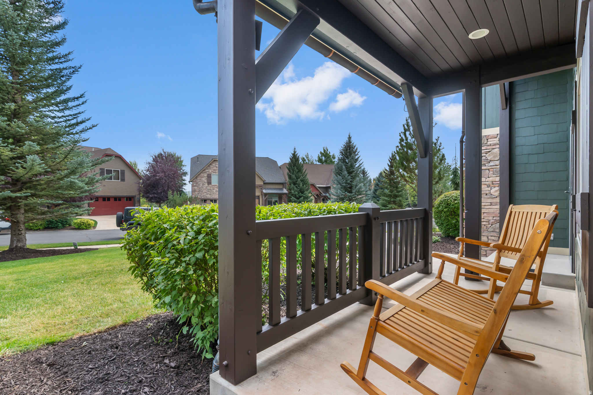 main property photo 40
