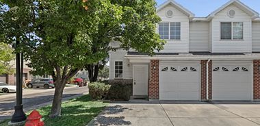 image of property with 3 Bed | 3 Bath | 1,005 Sqft