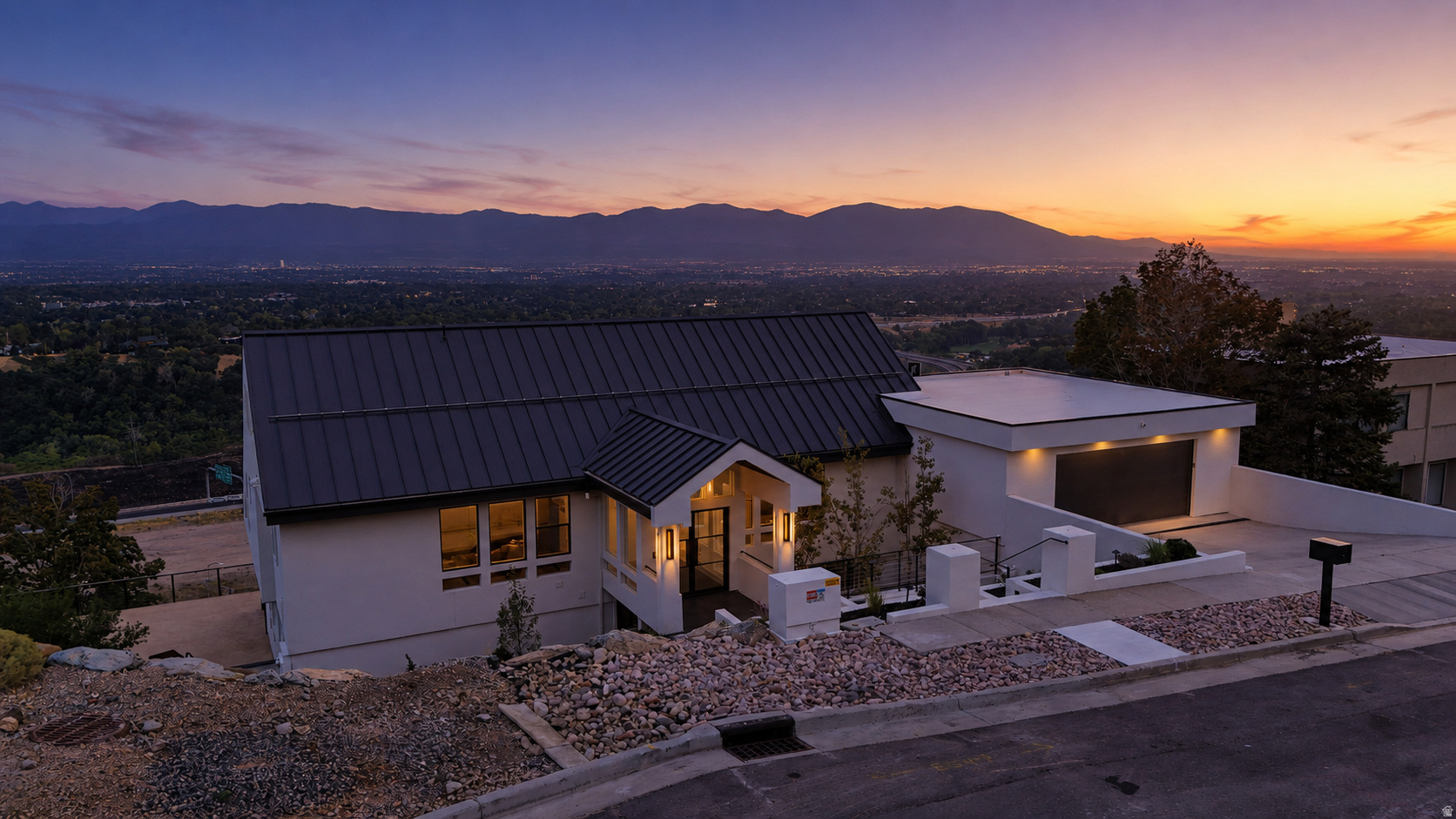 main property photo 83