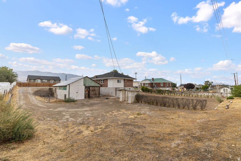 main property photo 44