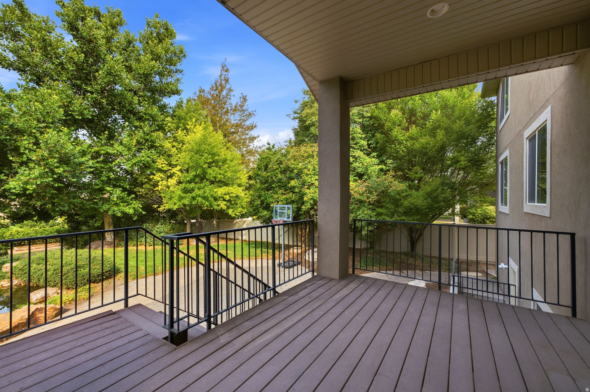 main property photo 50