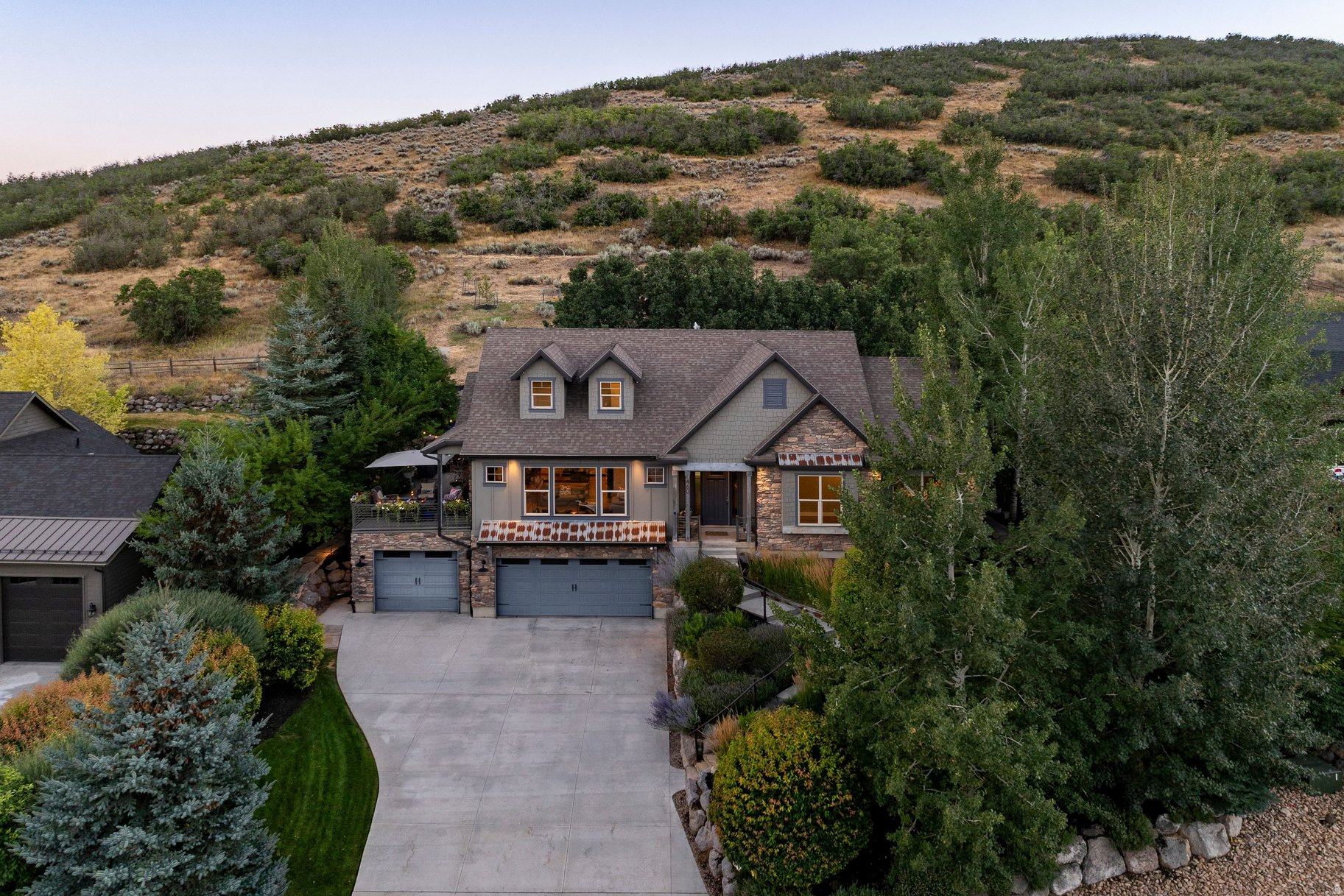 main property photo 77