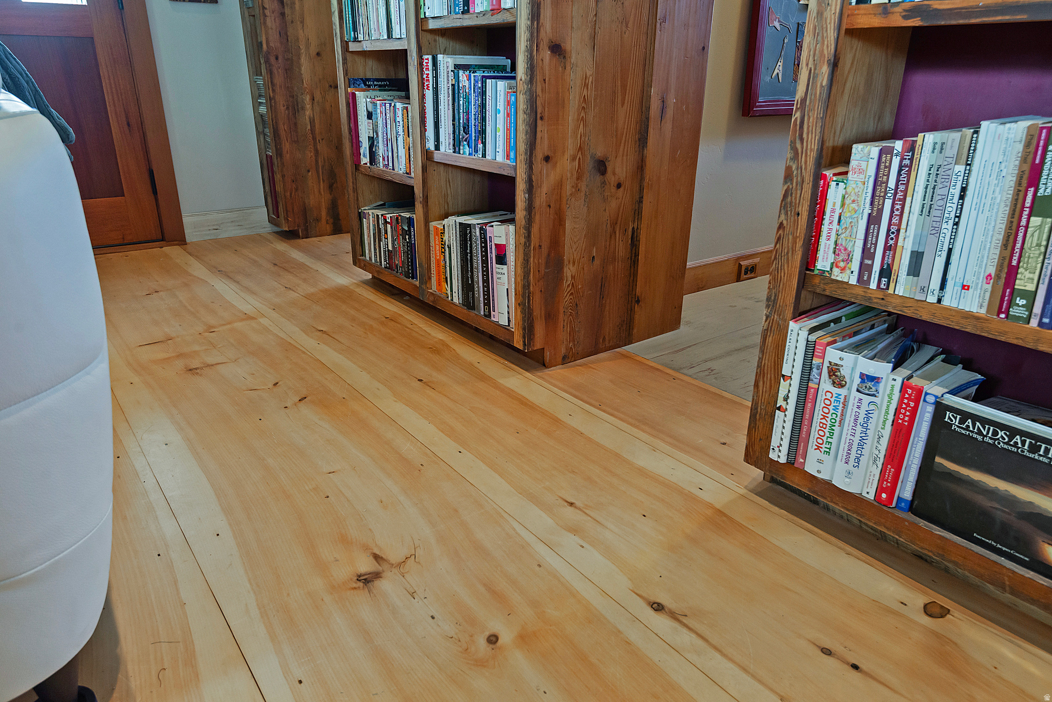 main property photo 16