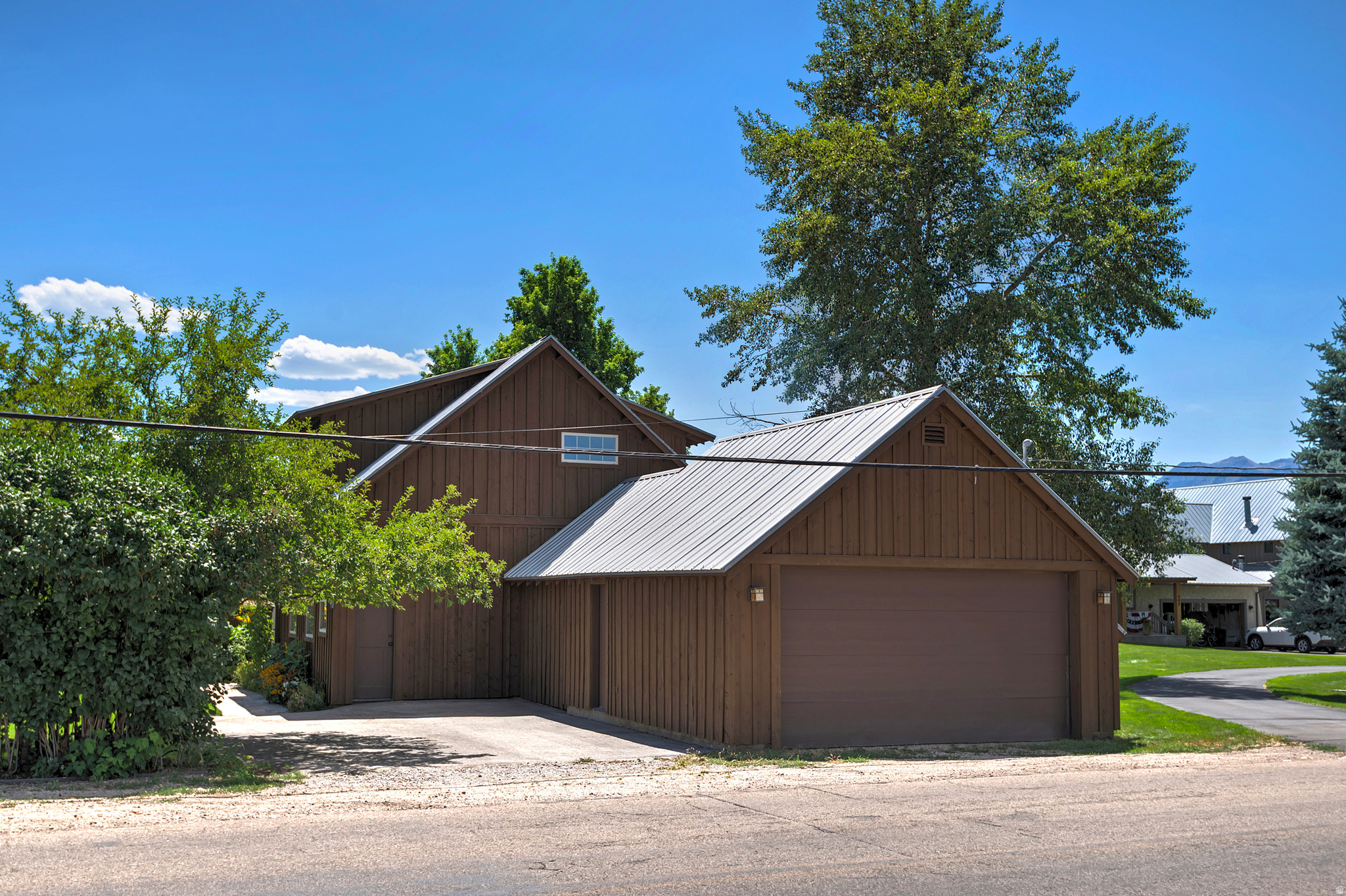 main property photo 85