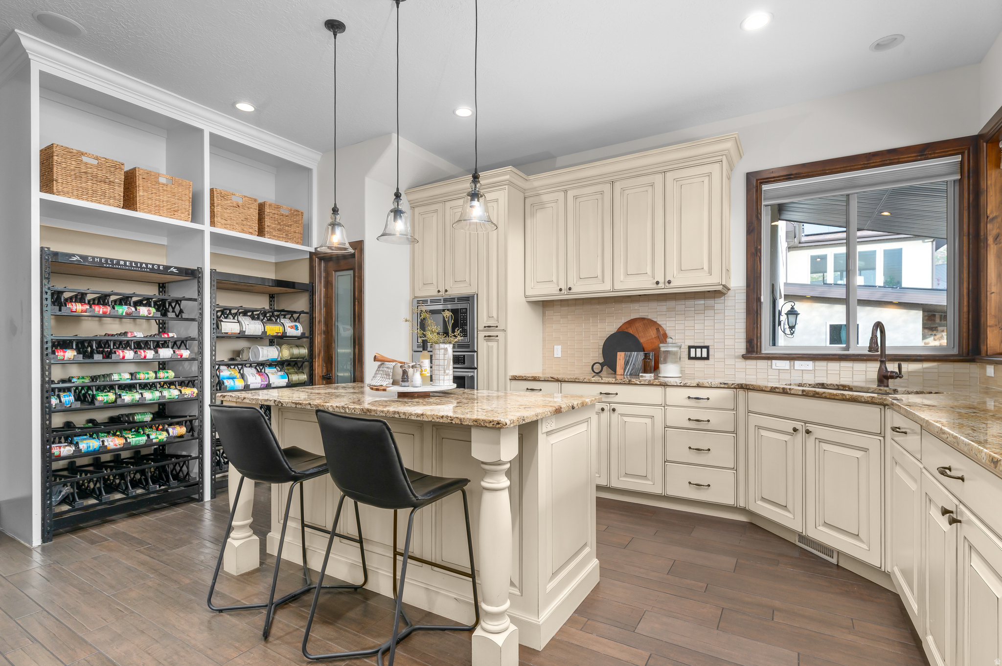 main property photo 67