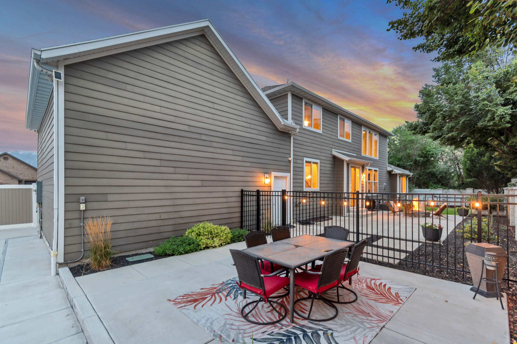 main property photo 59