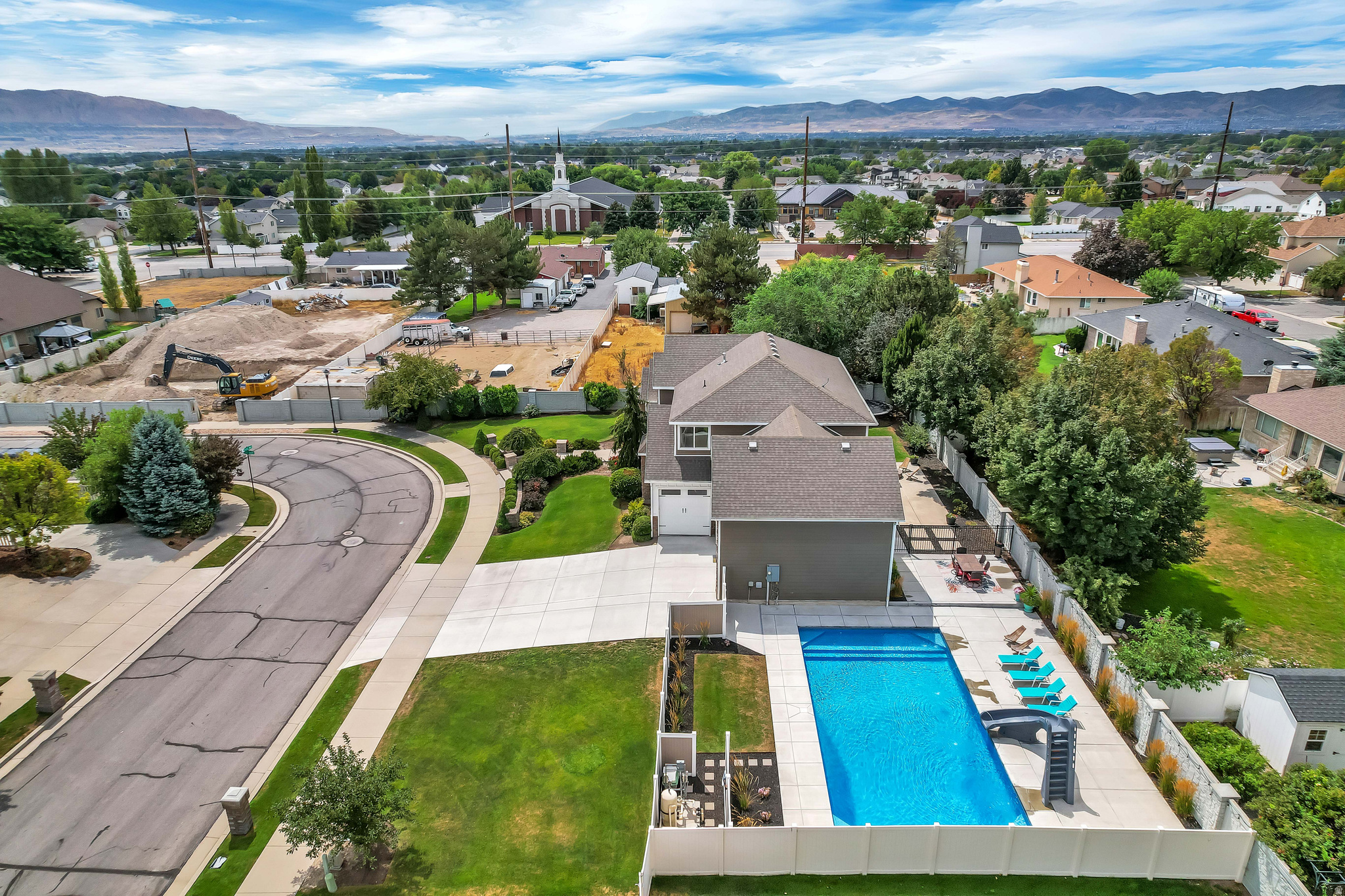 main property photo 82