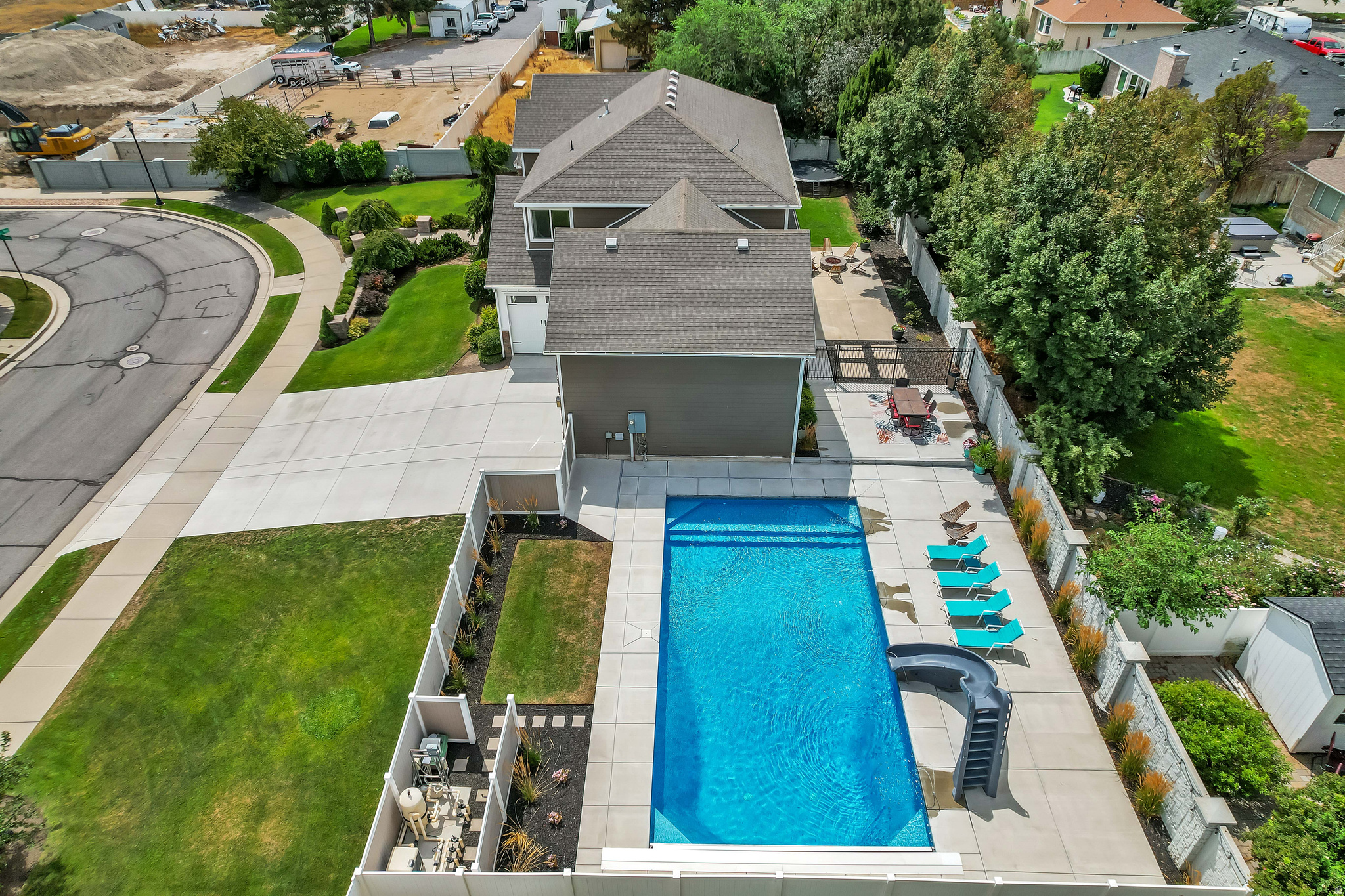 main property photo 83