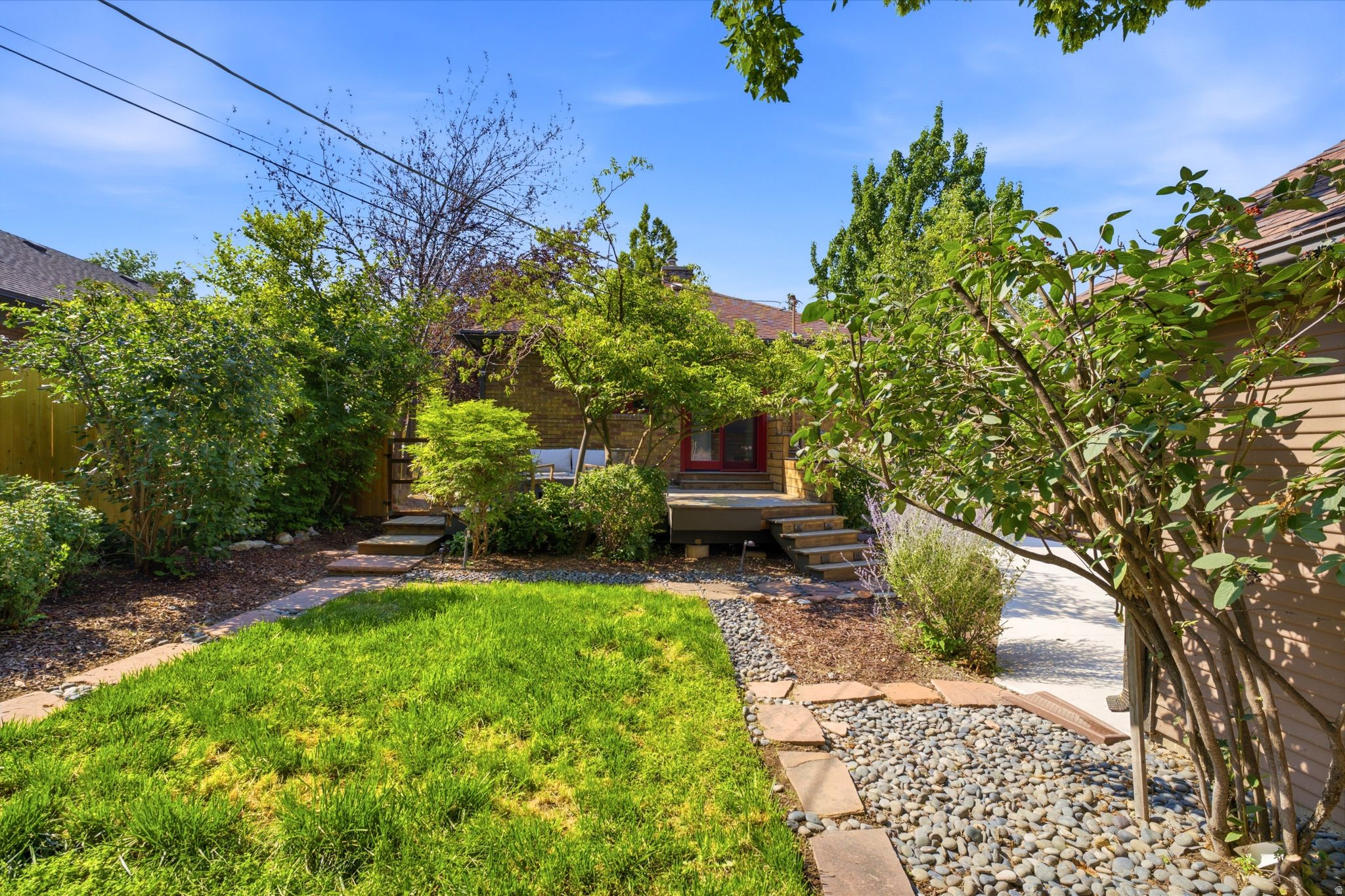 main property photo 31