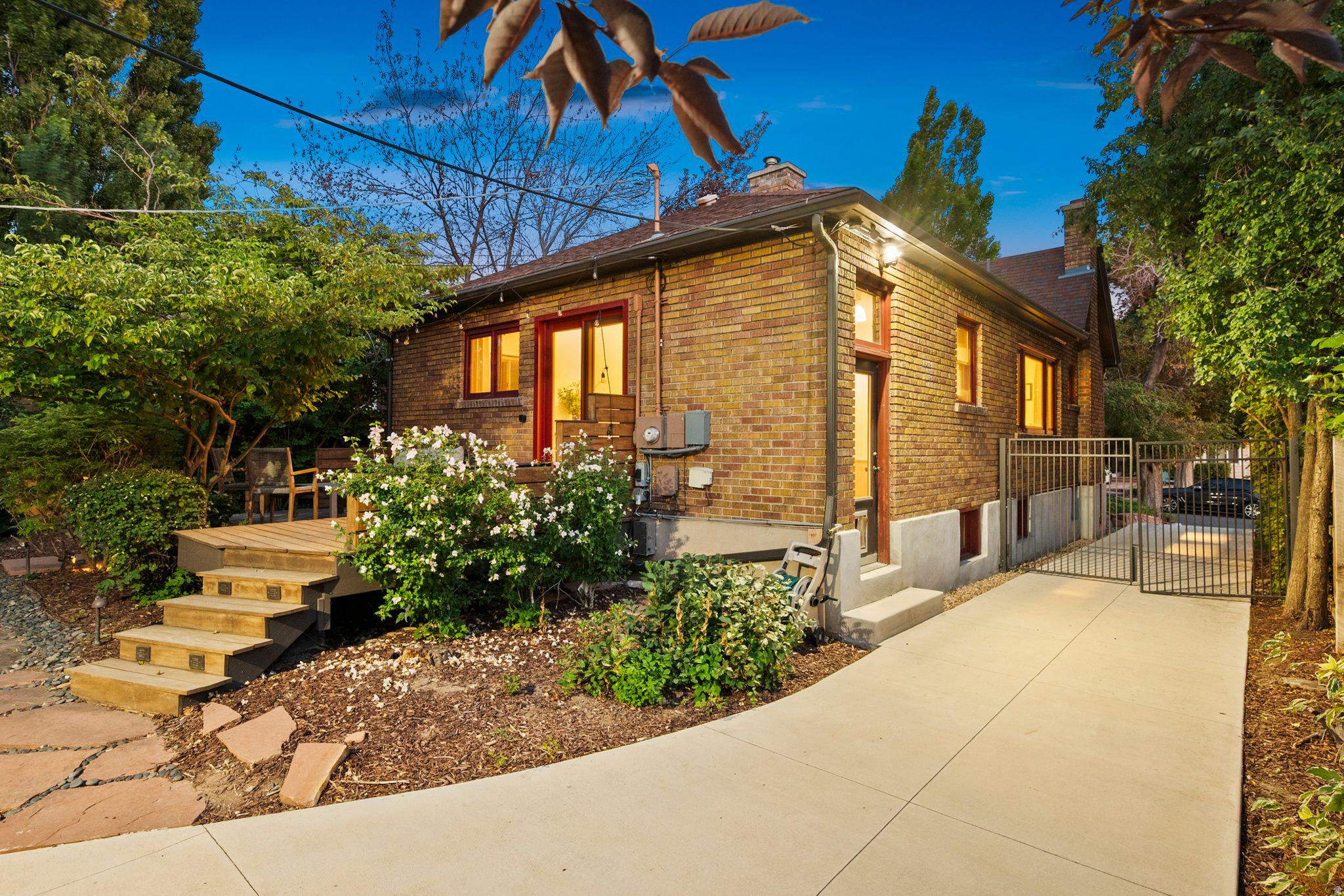 main property photo 50