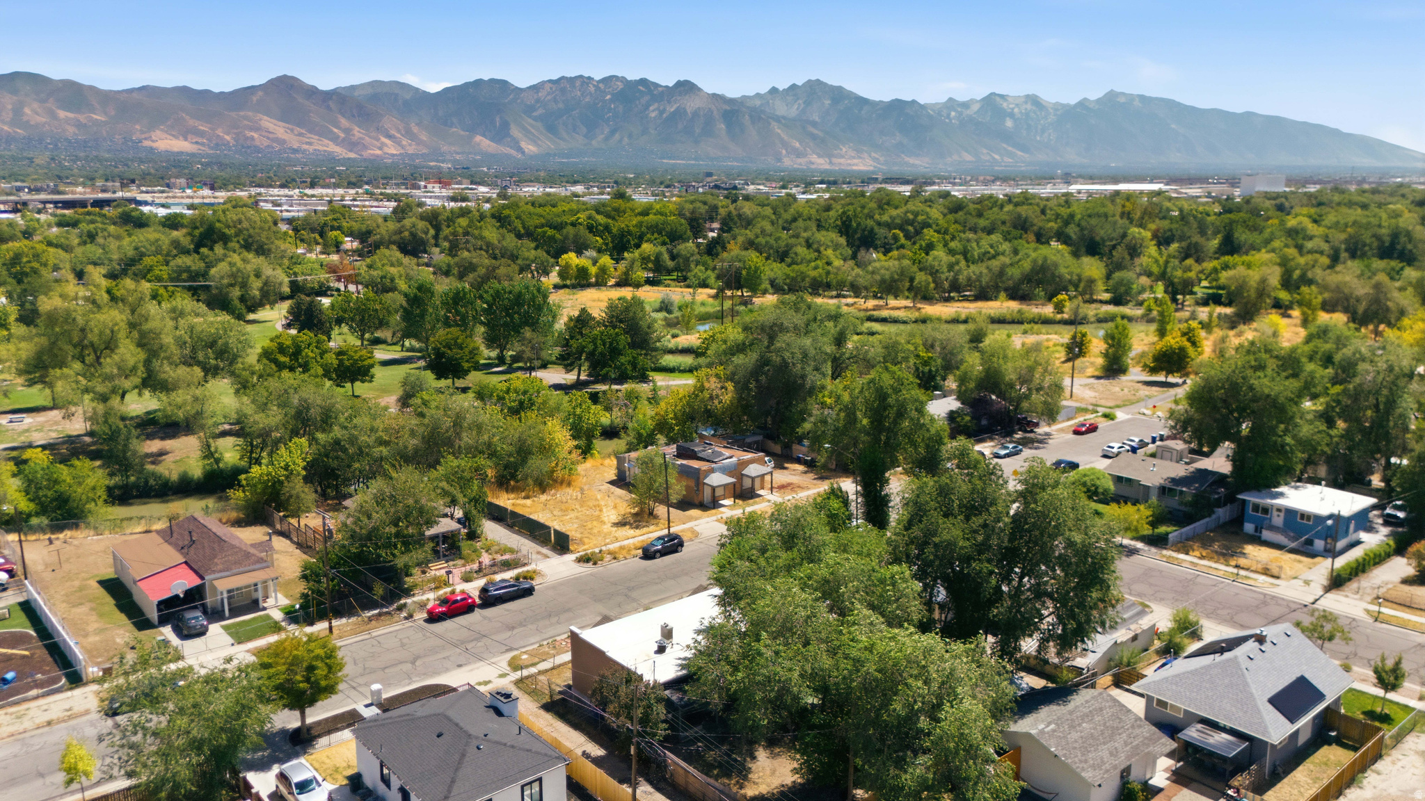 main property photo 19