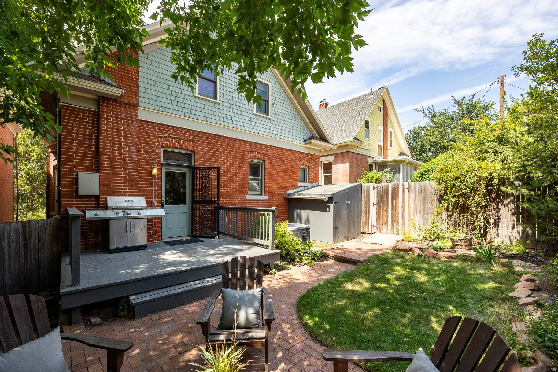 main property photo 31