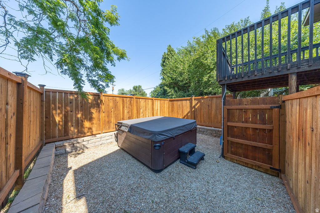 main property photo 24