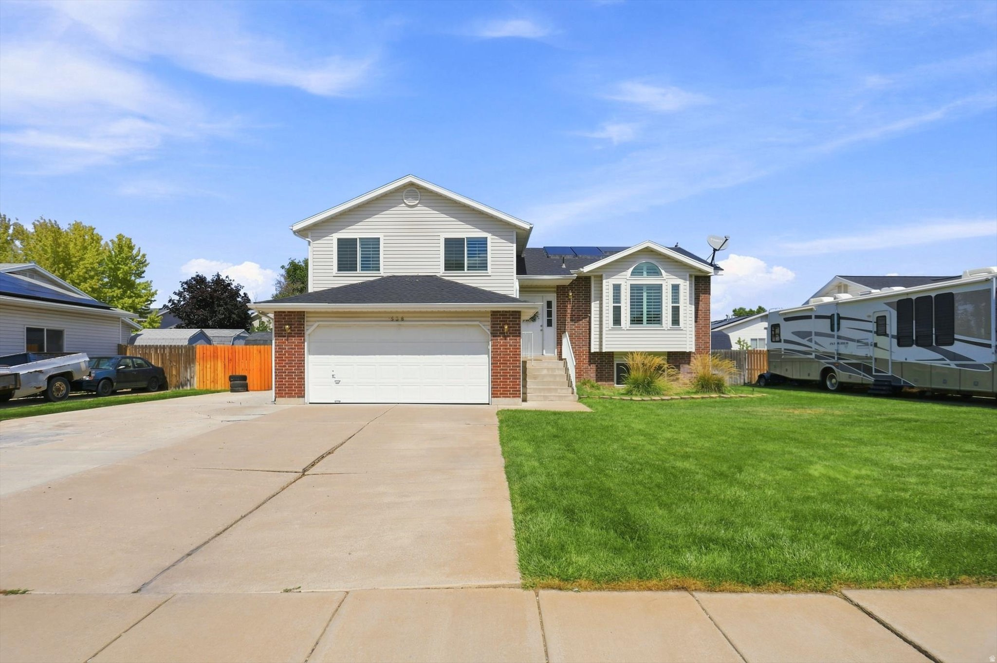 main property photo 37