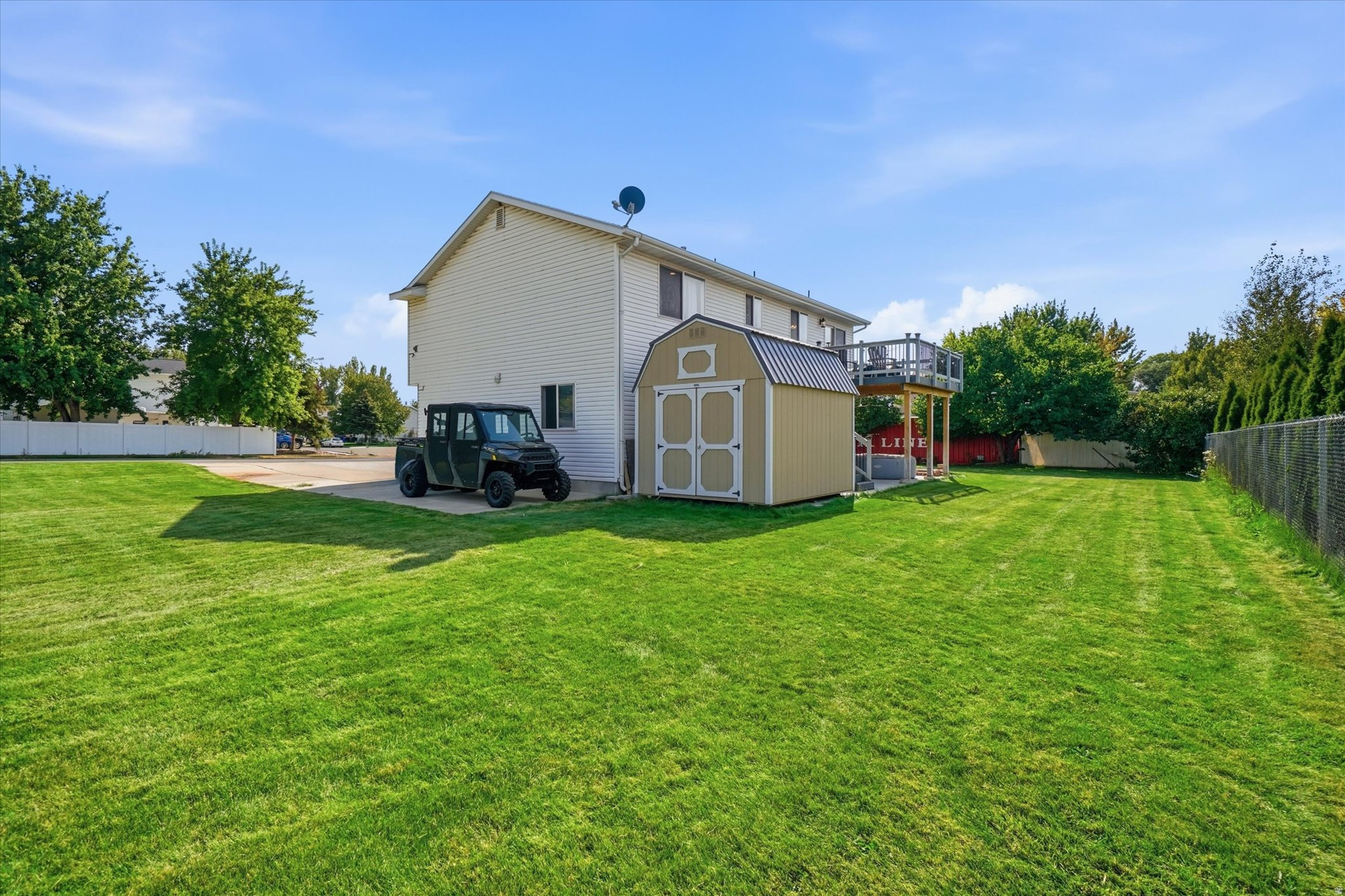 main property photo 31