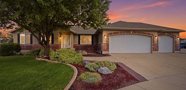 image of property with 8 Bed | 4 Bath | 3,762 Sqft