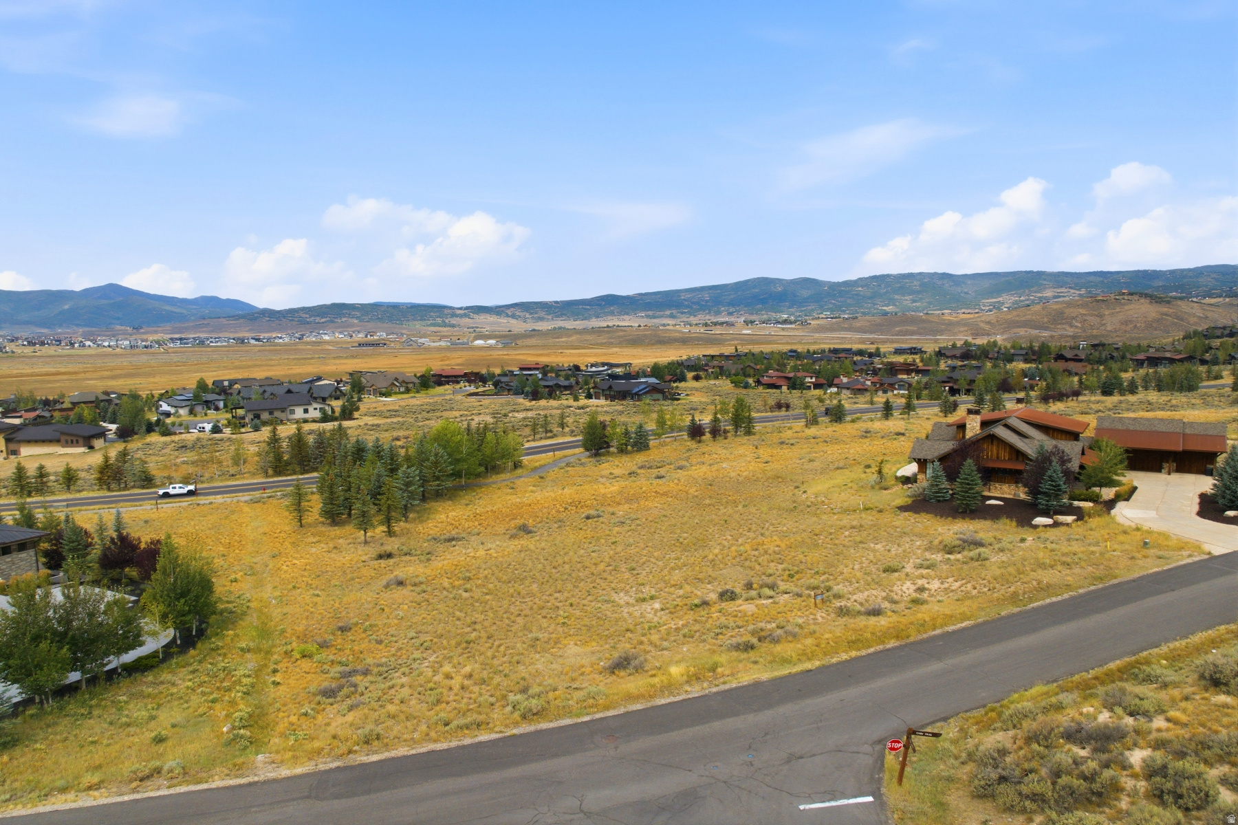 main property photo 5